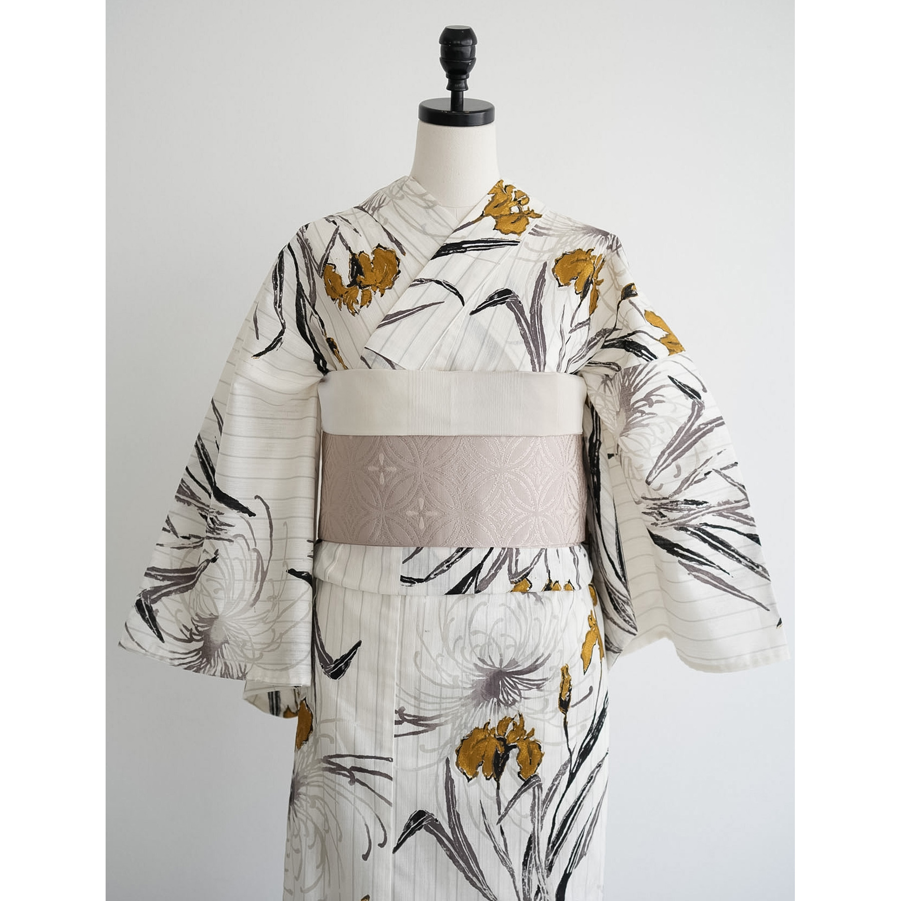 Acka.×utatane] 菖蒲と糸菊 white 浴衣4set ○ : 浴衣通販 utatane