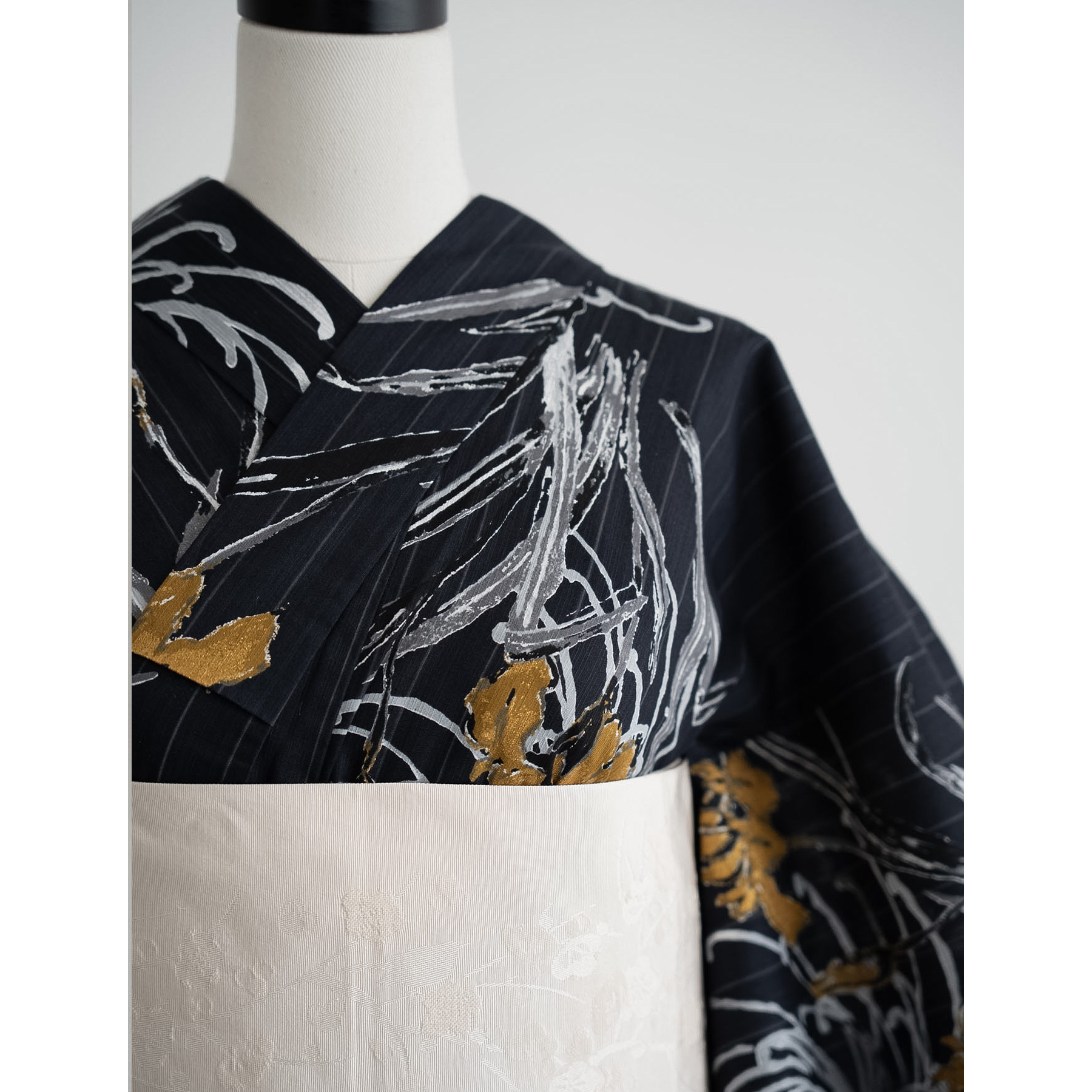 Acka.×utatane] 菖蒲と糸菊 navy 浴衣4set ○ : 浴衣通販 utatane