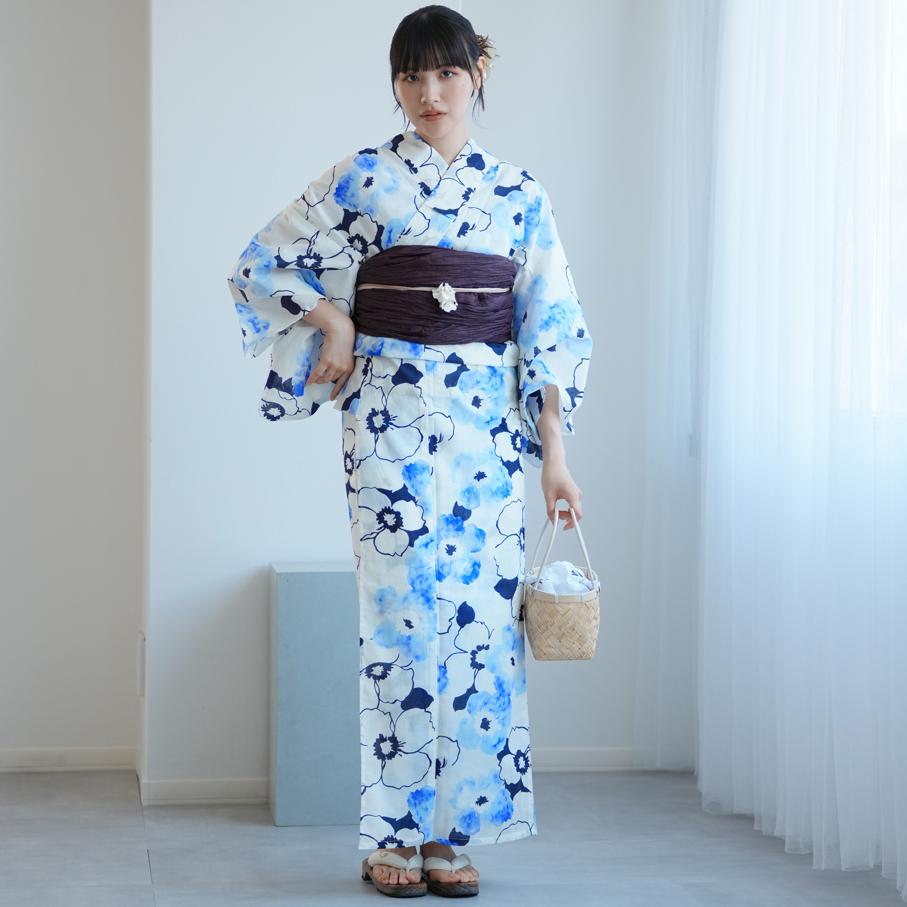 浴衣 レディース セット 高級変わり織 浴衣2点セット 白地に紺と青の
