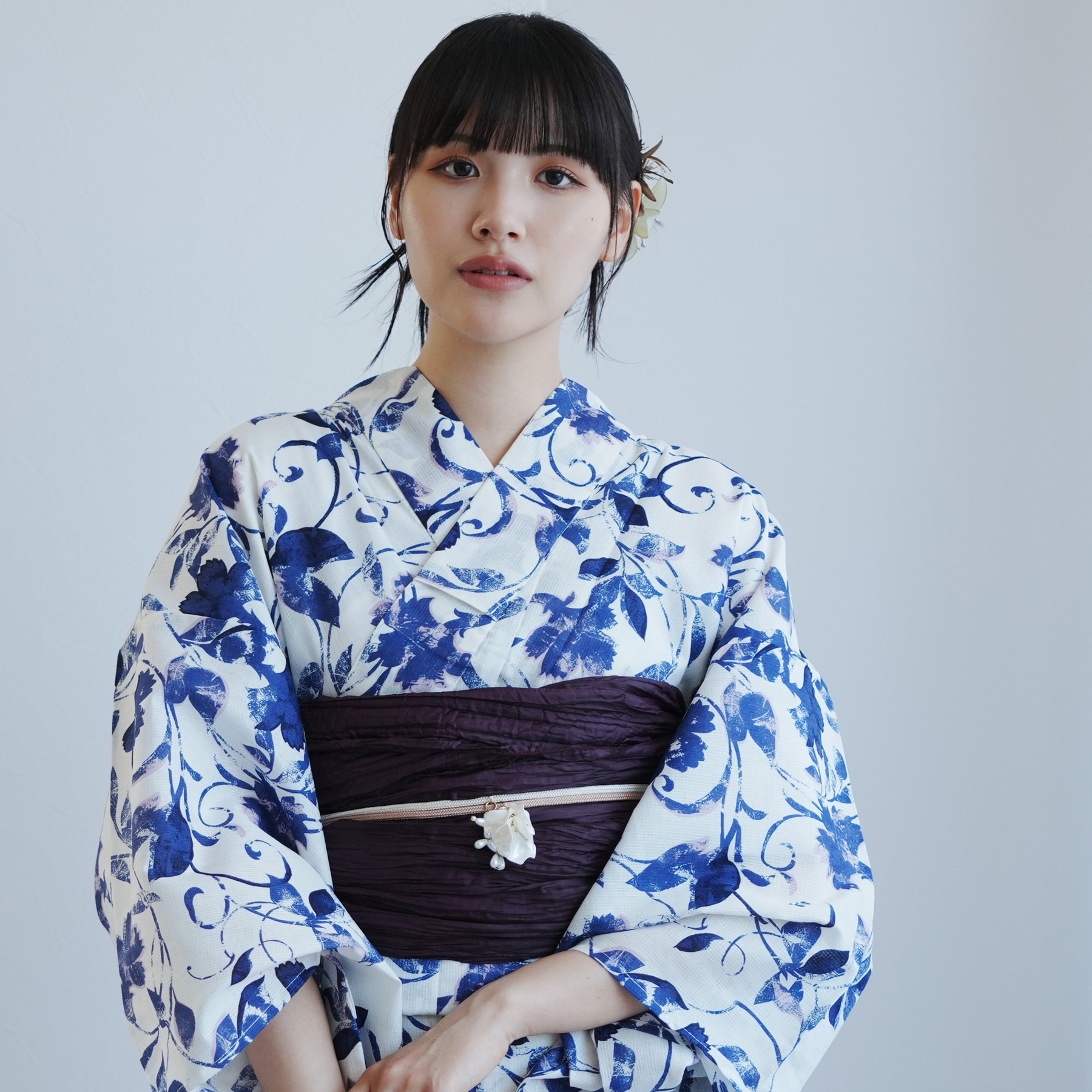 浴衣 レディース セット 高級変わり織 浴衣2点セット 白地にくすみ