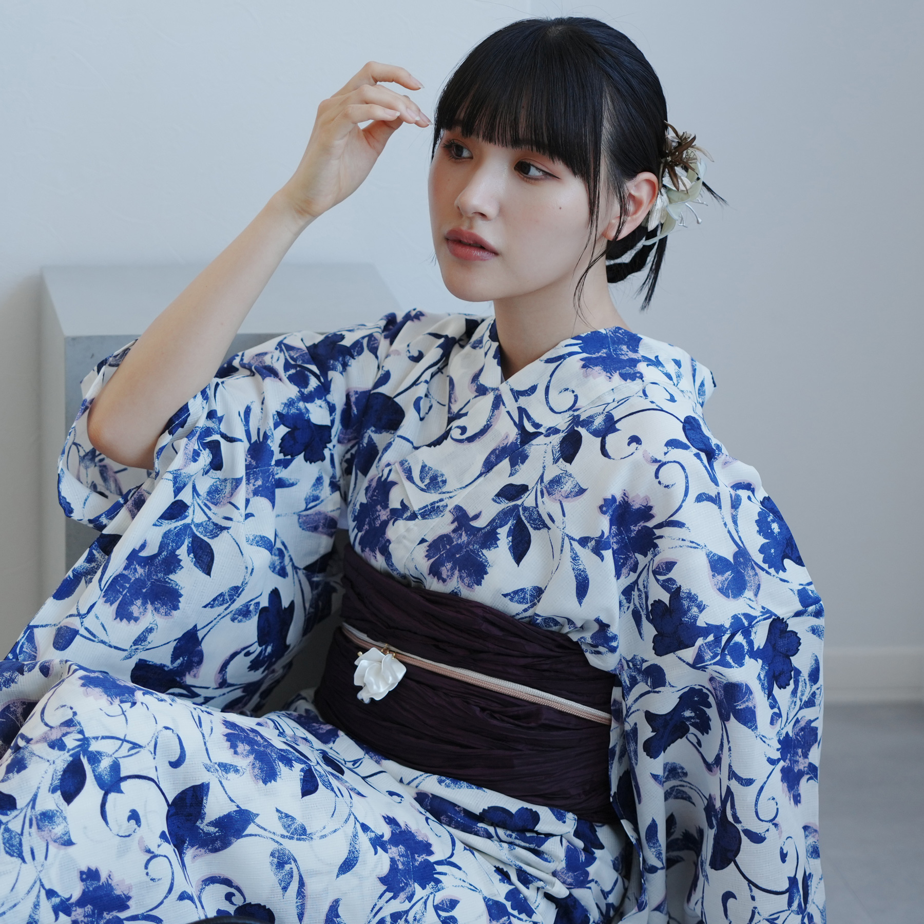 浴衣 レディース セット 高級変わり織 浴衣2点セット 白地にくすみ