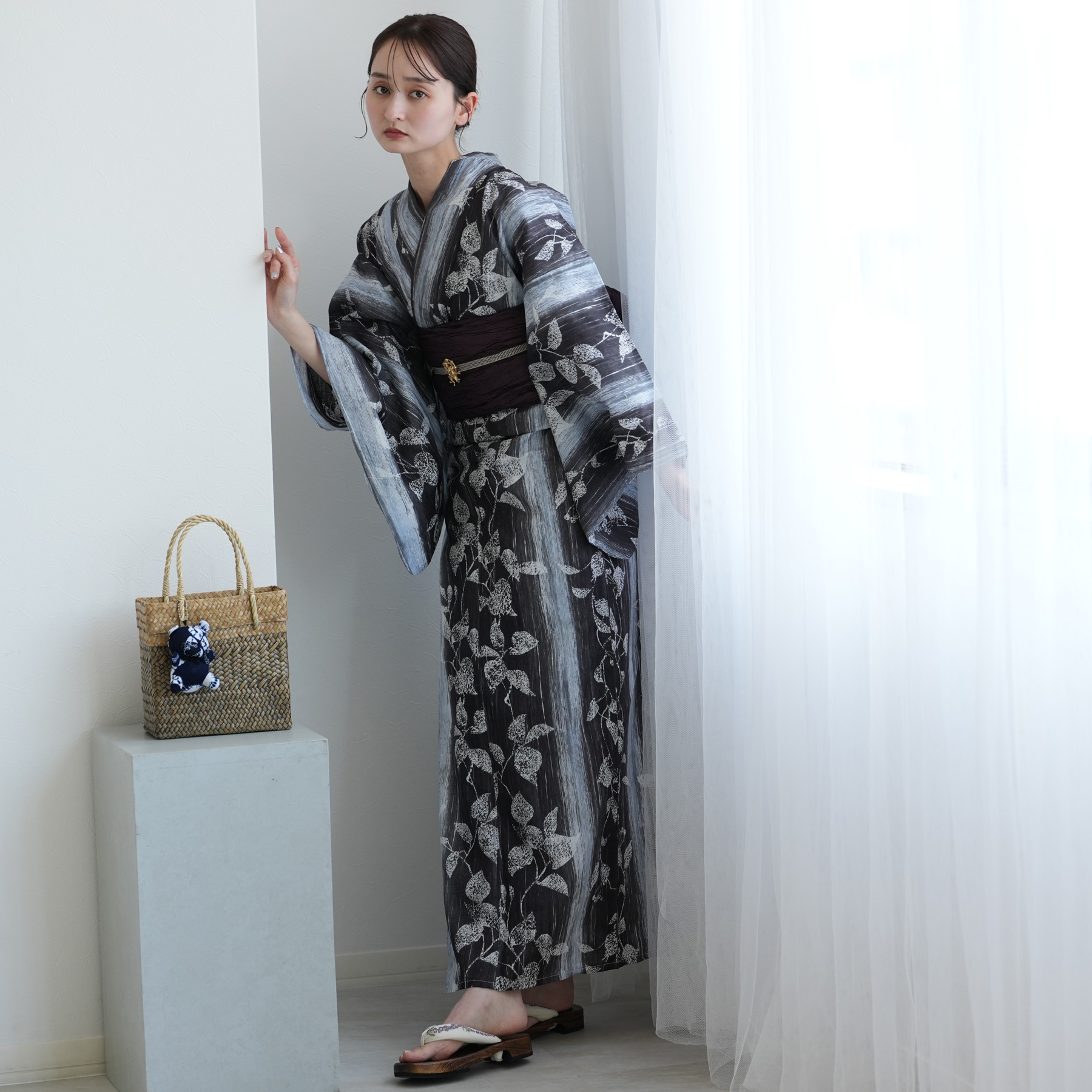 浴衣 レディース セット 高級変わり織 浴衣2点セット 墨と灰青ぼかし縞