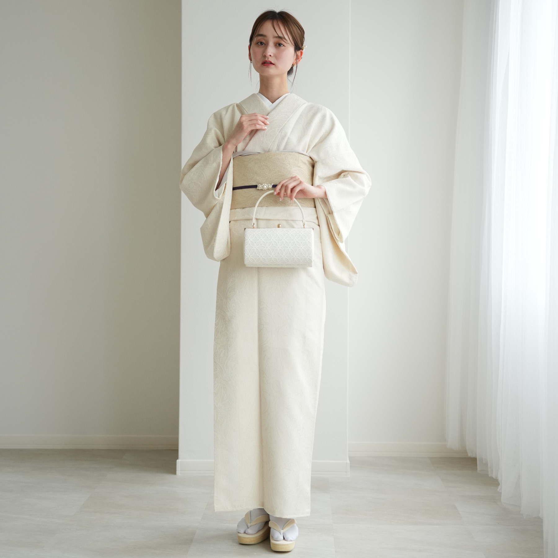 maru × utatane 浴衣3点セット (浴衣/帯/下駄) ほぐし麻の葉としだれ藤