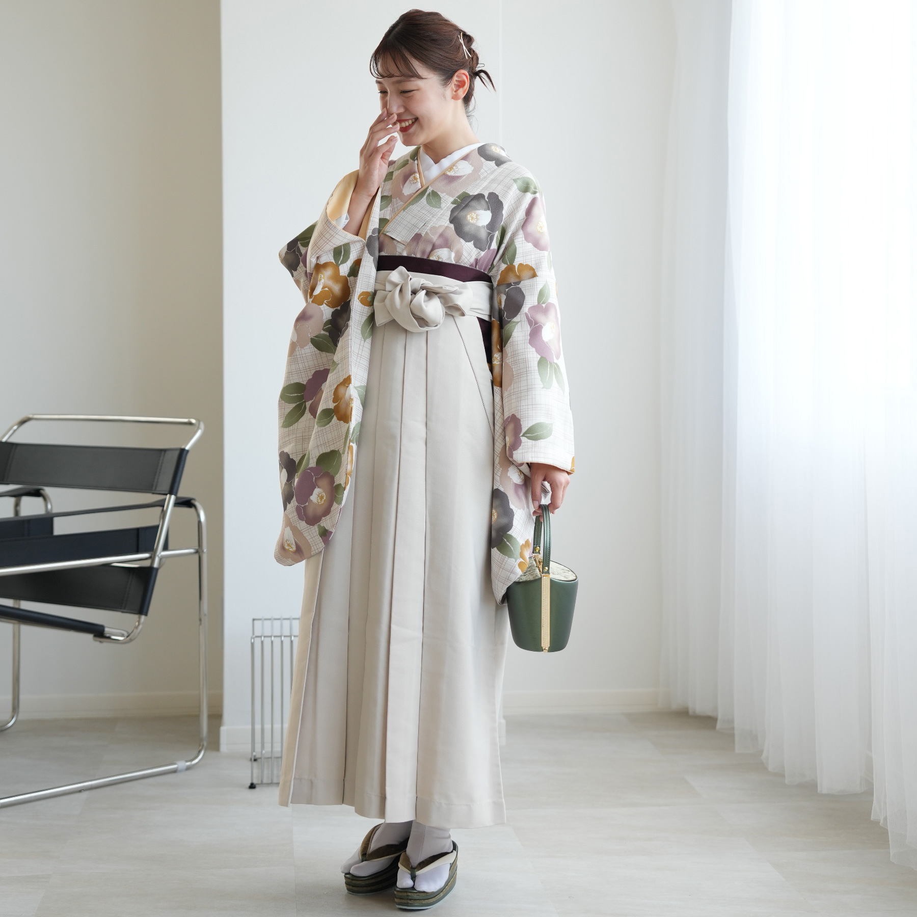 utatane 袴 卒業式 大学生 販売 2尺袖着物 袴と着物の2点セット 古典柄 