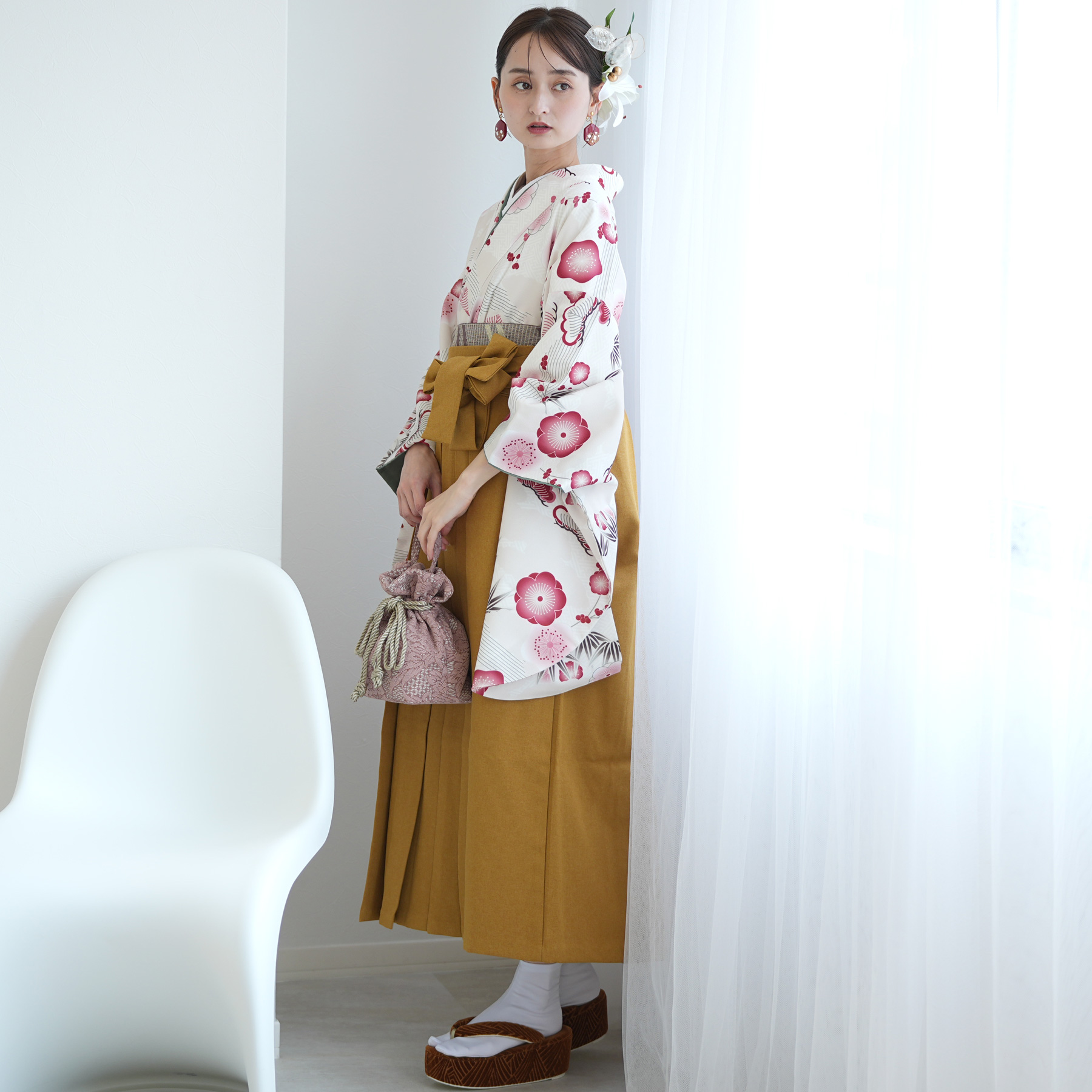 【utatane公式】USED/中古 訳アリ ひよこ商店 袴2点セット 二尺袖着物＋袴 91cm 袴 中古 販売 卒業式 着物と袴の2点セット リサイクル着物セット 二尺