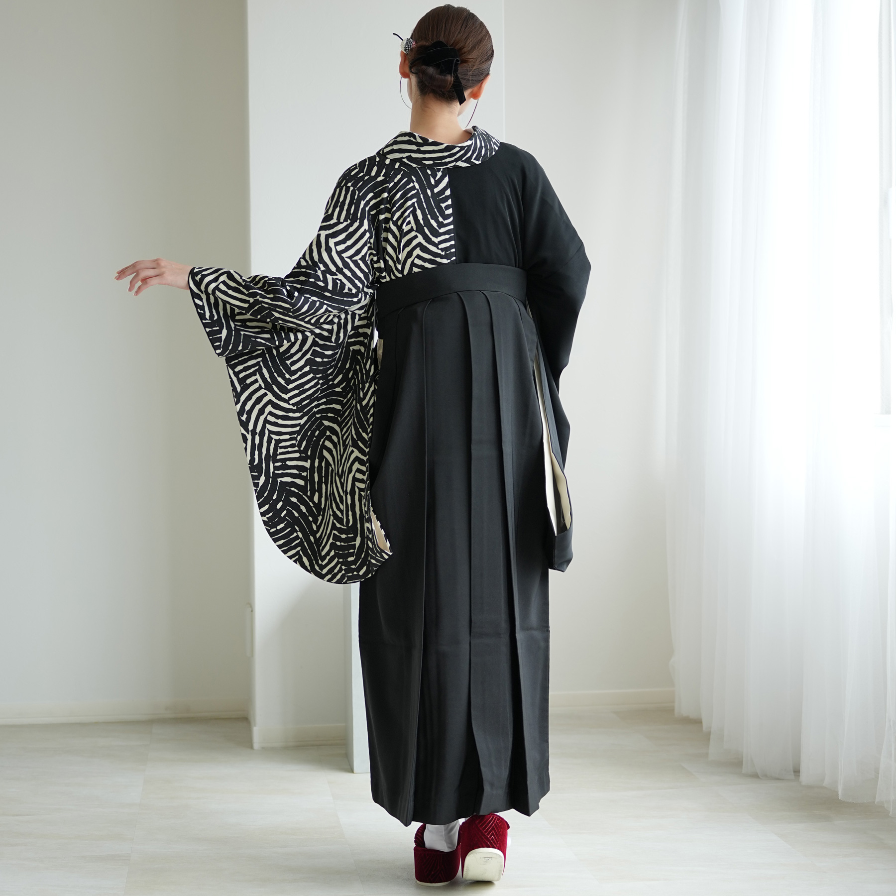 utatane 袴 卒業式 大学生 販売 袴と着物の2点セット 半身 ジオ