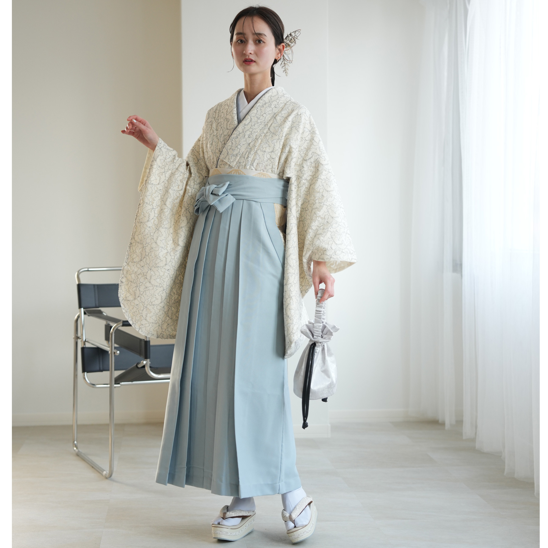 袴セット 卒業袴 裄67㎝ 袴91㎝ 中古 　Mサイズ　Ｈ-199 袴セット 卒業袴 裄67㎝ 袴91㎝ Mサイズ 長襦袢付き 赤 H-199 - メルカリ