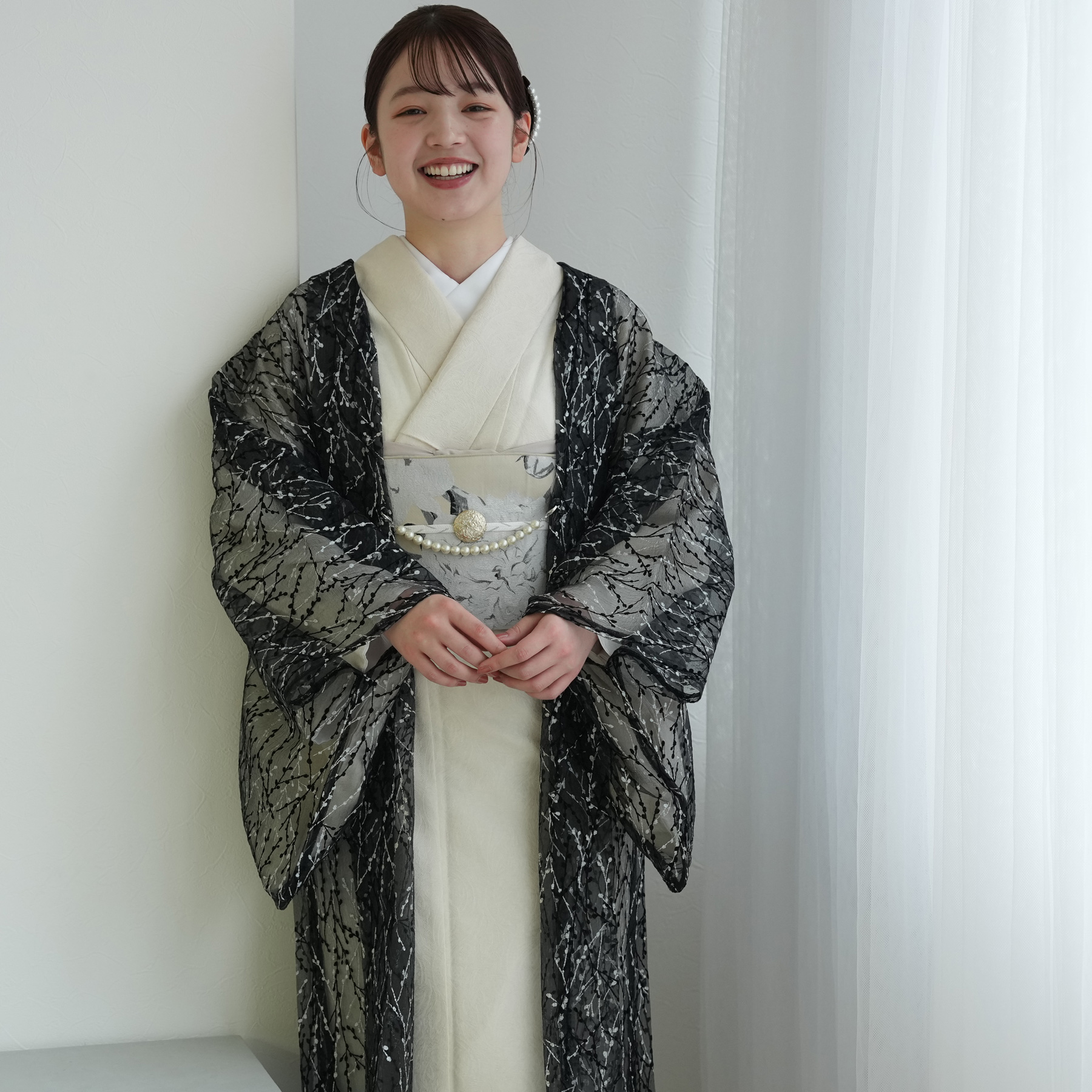 羽織 着物 レディース ニコアンティーク 薄羽織 パール風羽織紐 2点セット クロノモリ フリーサイズ  洗える 長羽織 塵除け 透け感 オーガンジー 黒 シルバーの画像