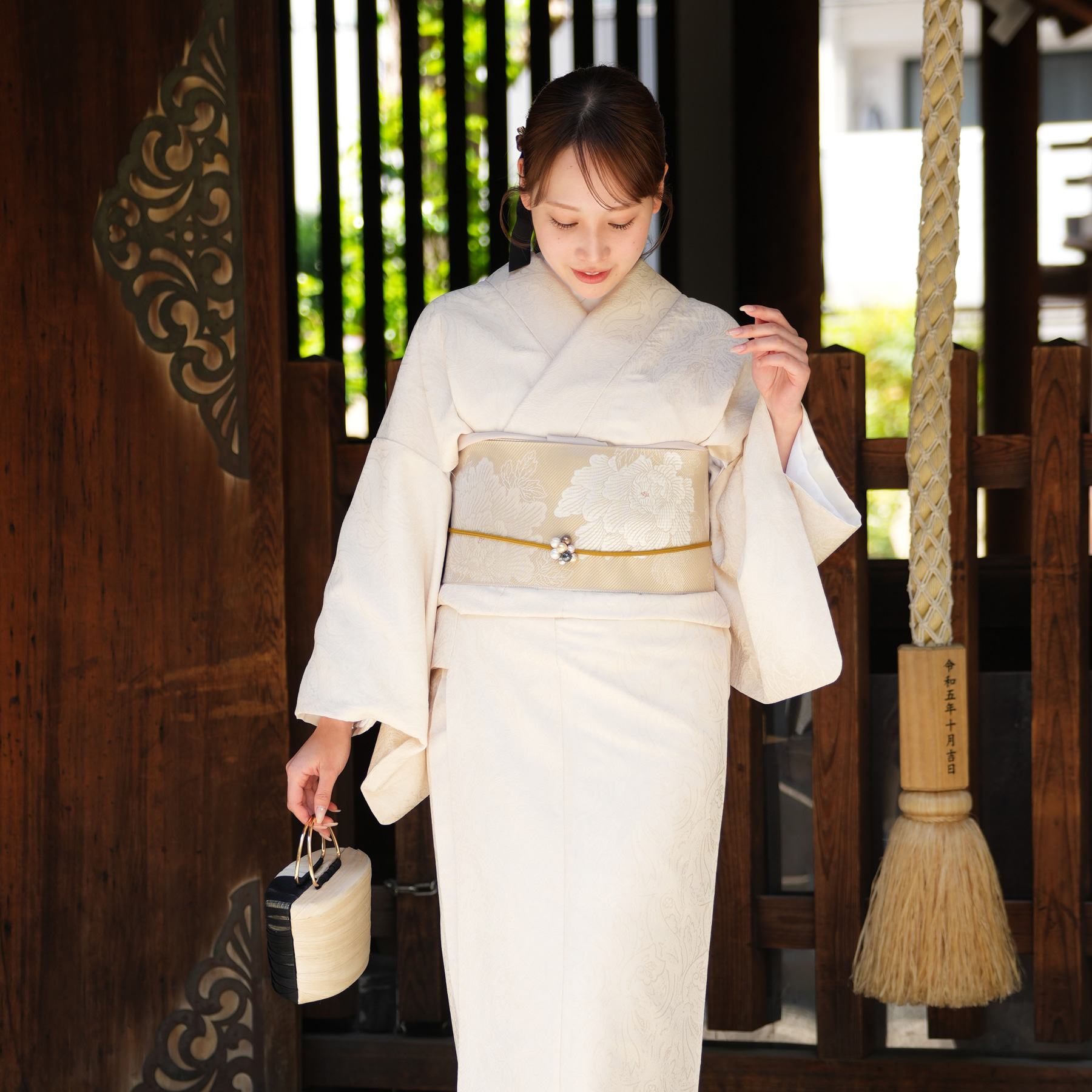 【未開封】本場筑前博多織 正絹 ホワイト 白 半幅帯 小袋帯 リバーシブル 楽天市場】≪◇ポイント3倍◇≫ 博多織 半幅帯 白 正絹 帯 本場