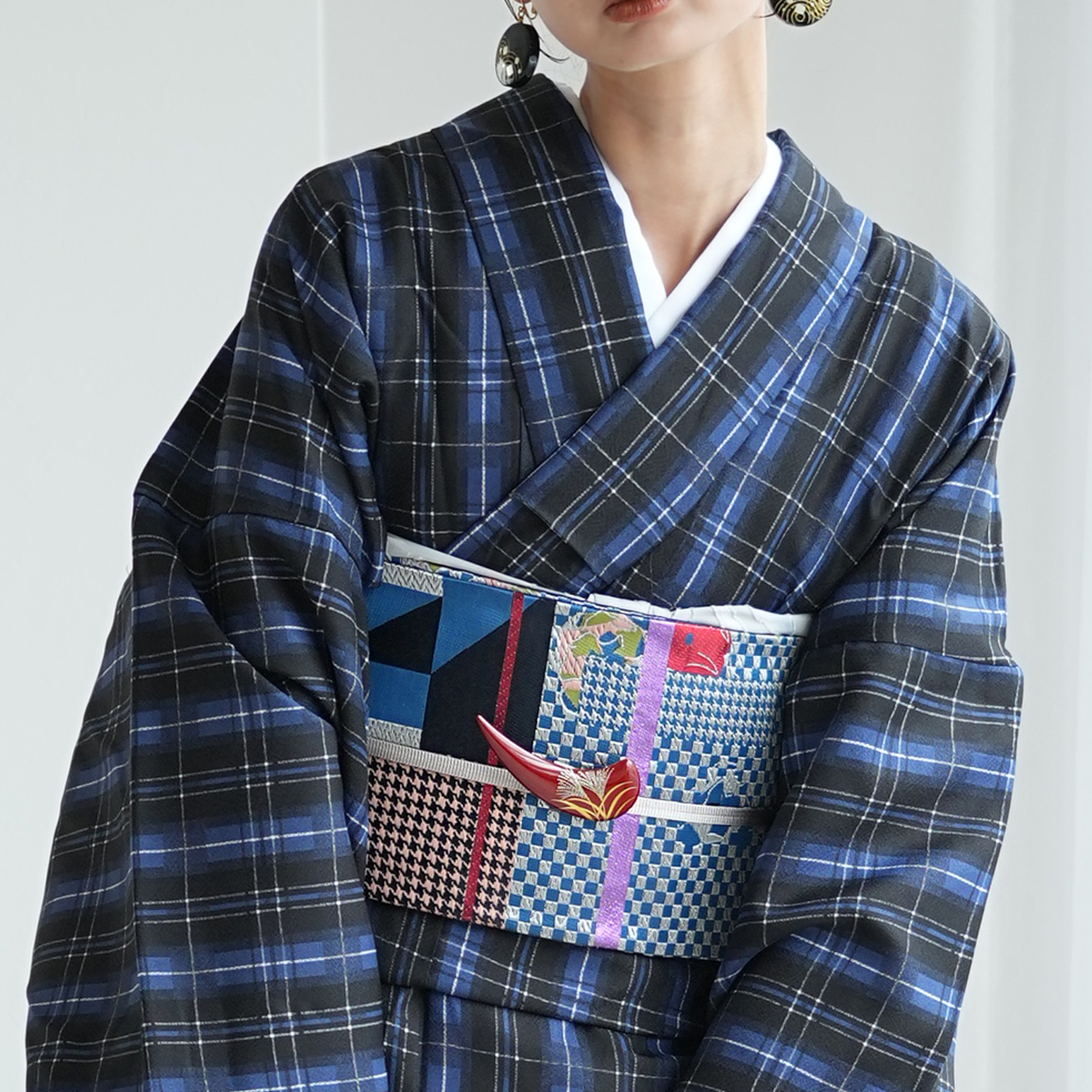 <Umeko>U179 身丈148cm 着物 銘仙☆☆☆しつけ糸　未使用に近い 新品未使用】足利銘仙 復刻版 しつけ糸付き 仕立て上がり 袷 着物 ブラウン