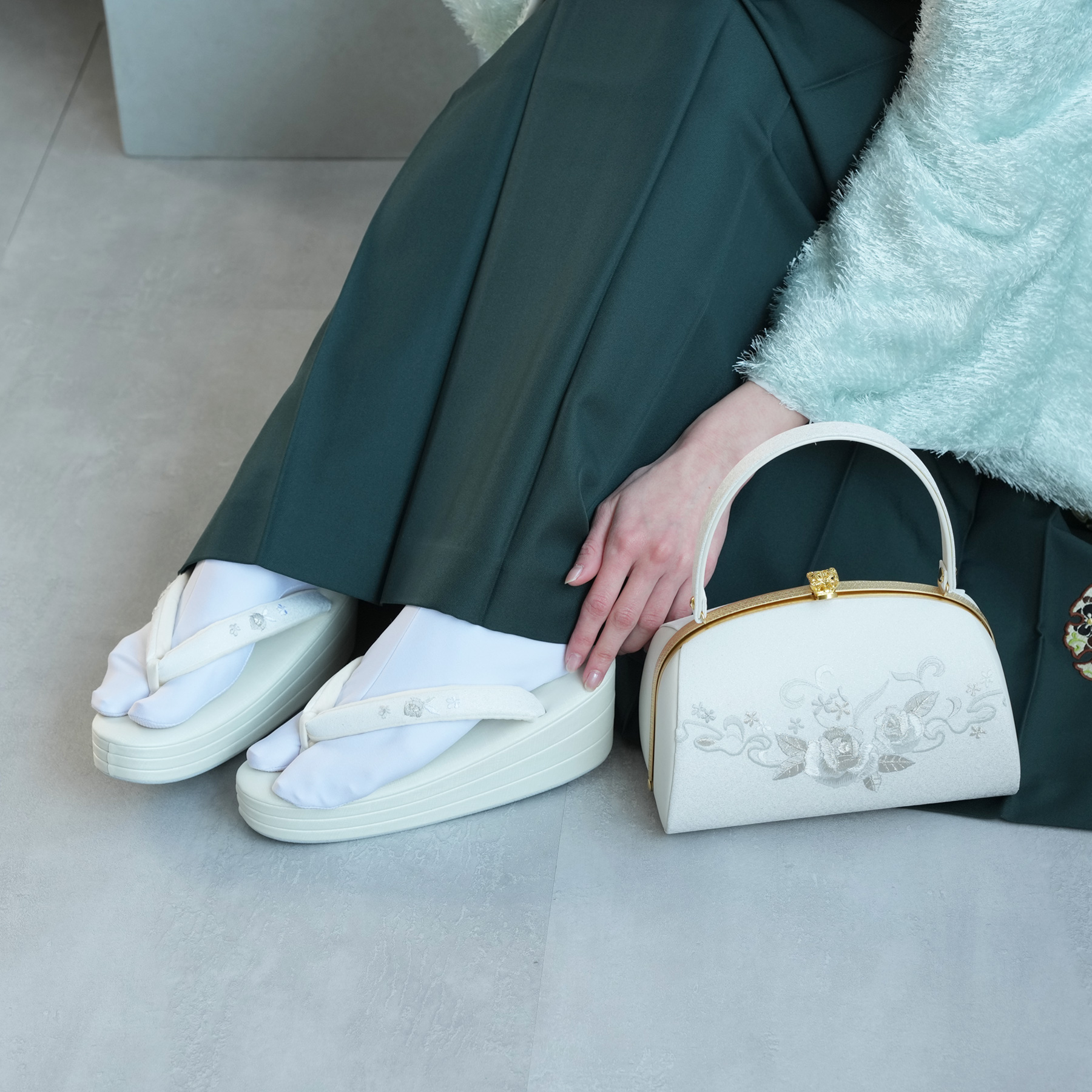 （ kimono zouri ）