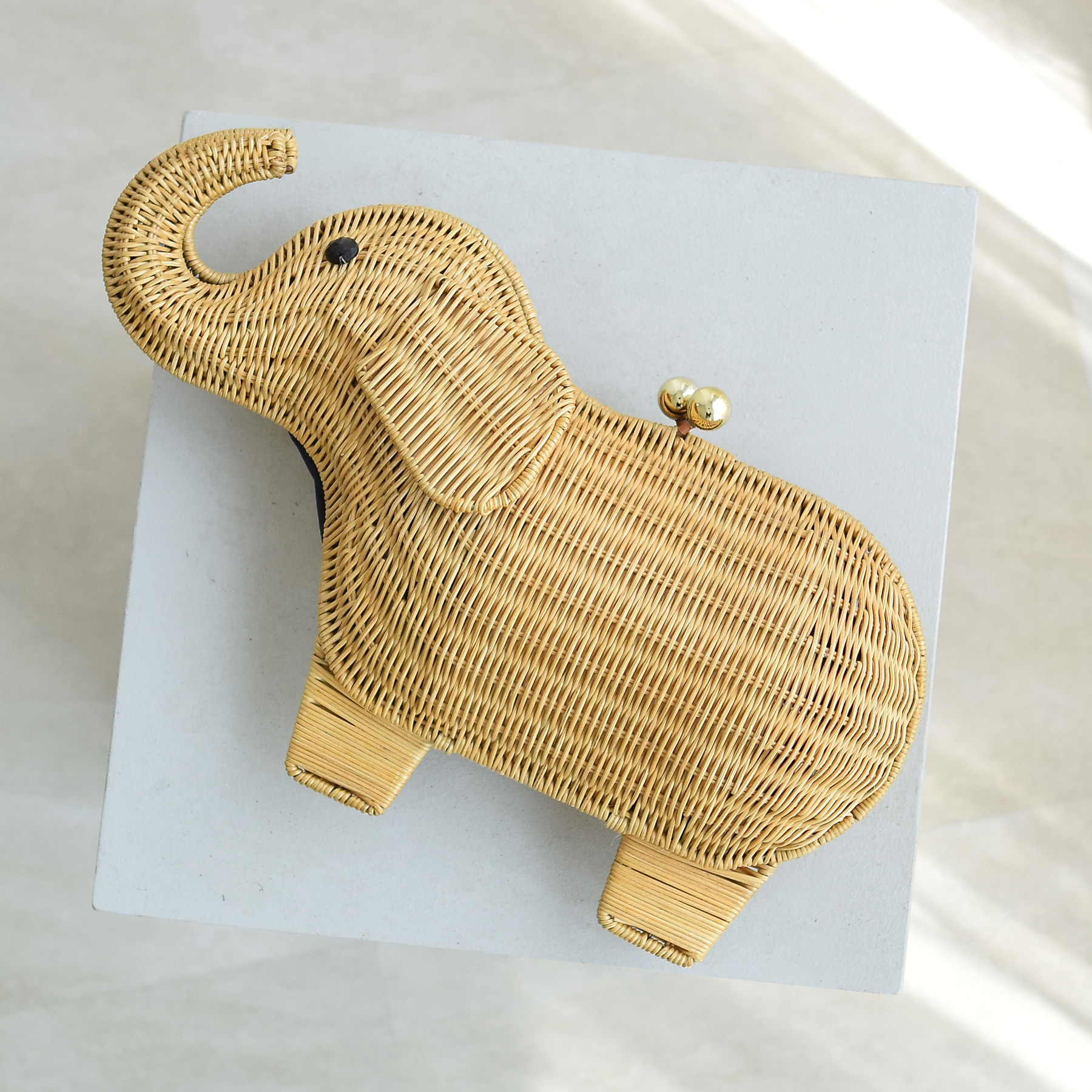（ Rattan bag ）