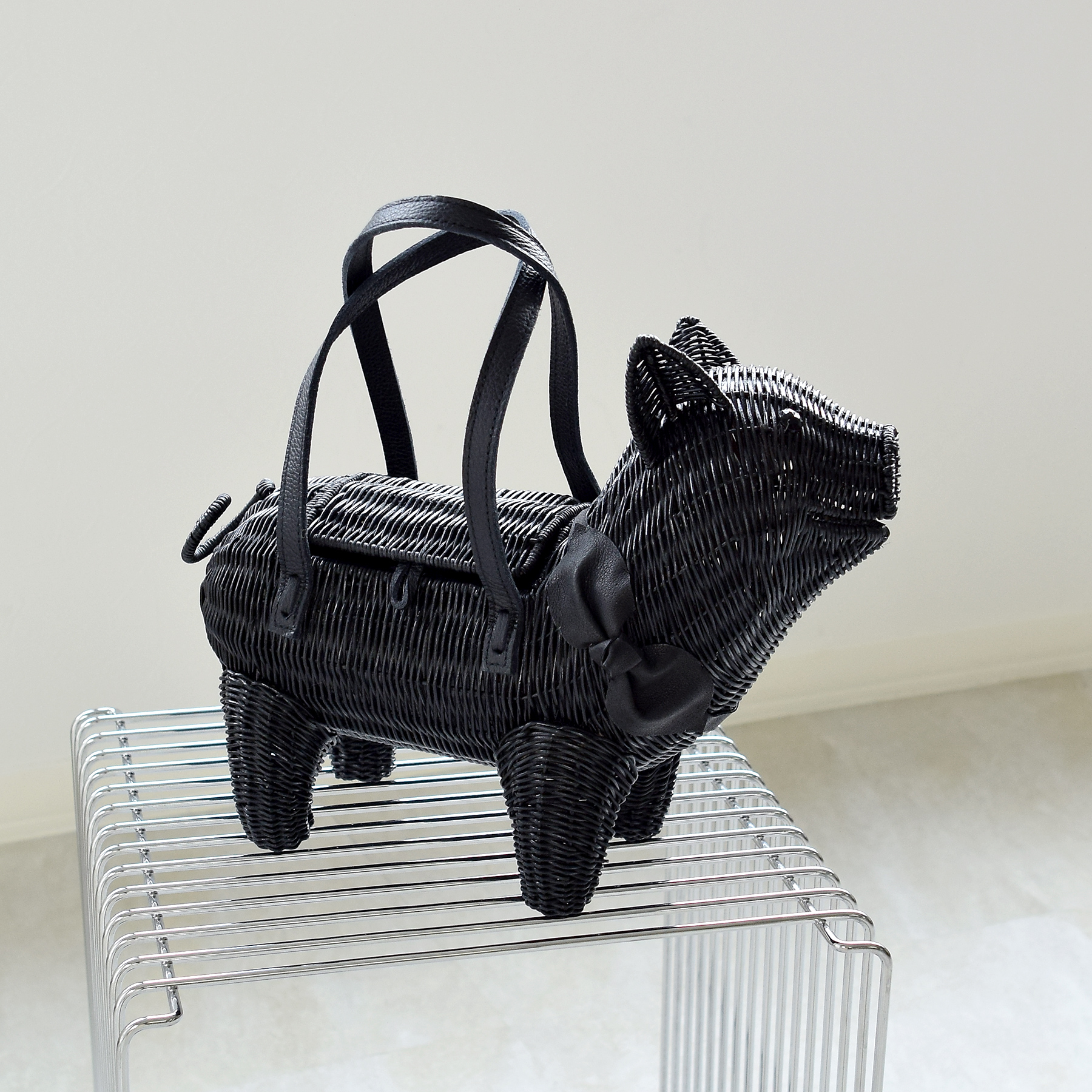 utatane カゴバッグ 籐カゴバッグ 黒ぶた 牛革ハンドル ブタ black