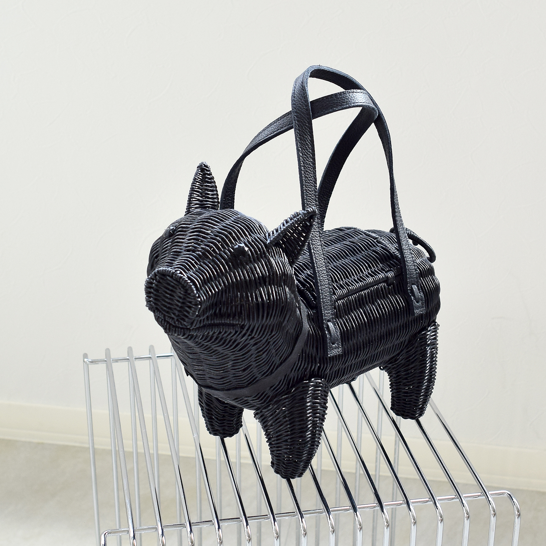 utatane カゴバッグ 籐カゴバッグ 黒ぶた 牛革ハンドル ブタ black