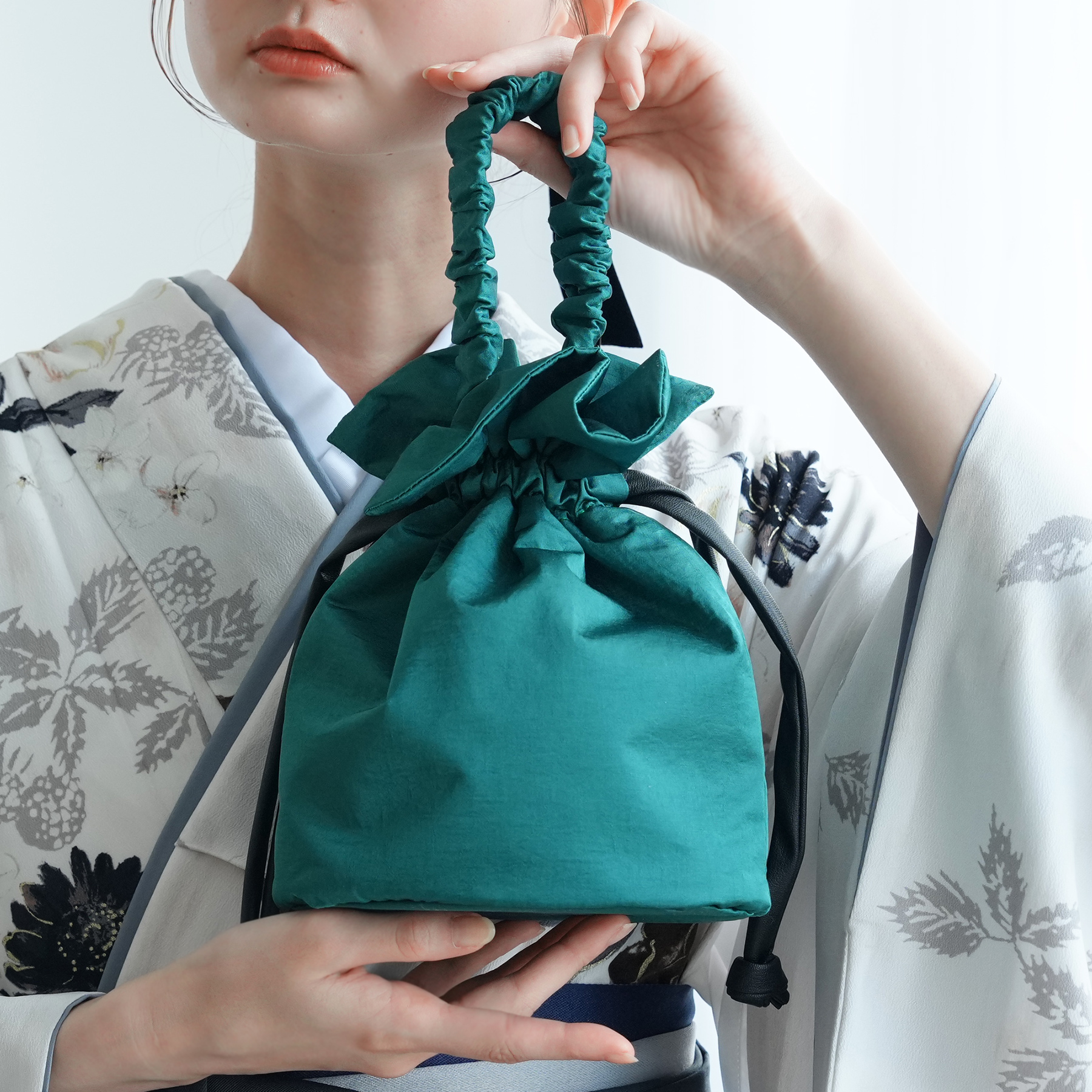 maru × utatane 浴衣3点セット (浴衣/帯/下駄) ほぐし麻の葉としだれ藤