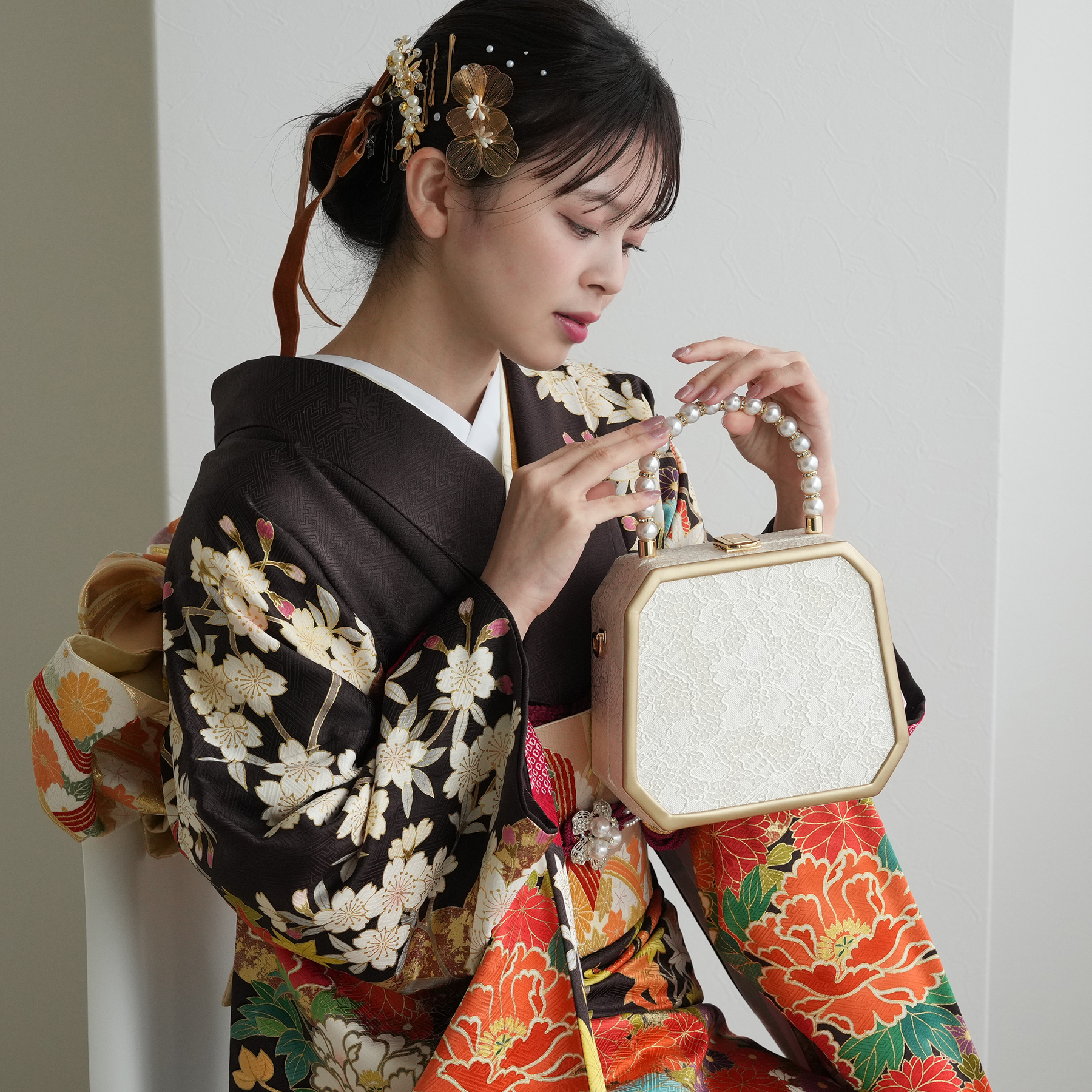 振袖 成人式 草履バックセット NISHIORI 美品 ゴールド 振袖向けフォーマルバッグ フォーマル 10色 選べる 帯地 着物・浴衣