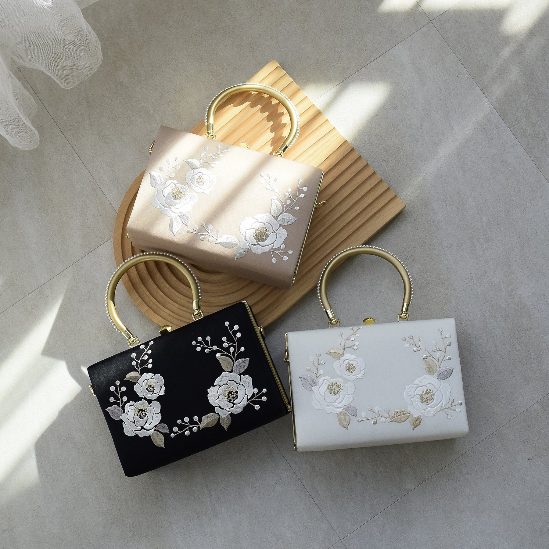 バッグ 成人式 パールハンドル 山茶花刺繍バッグ 日本製 礼装 振袖