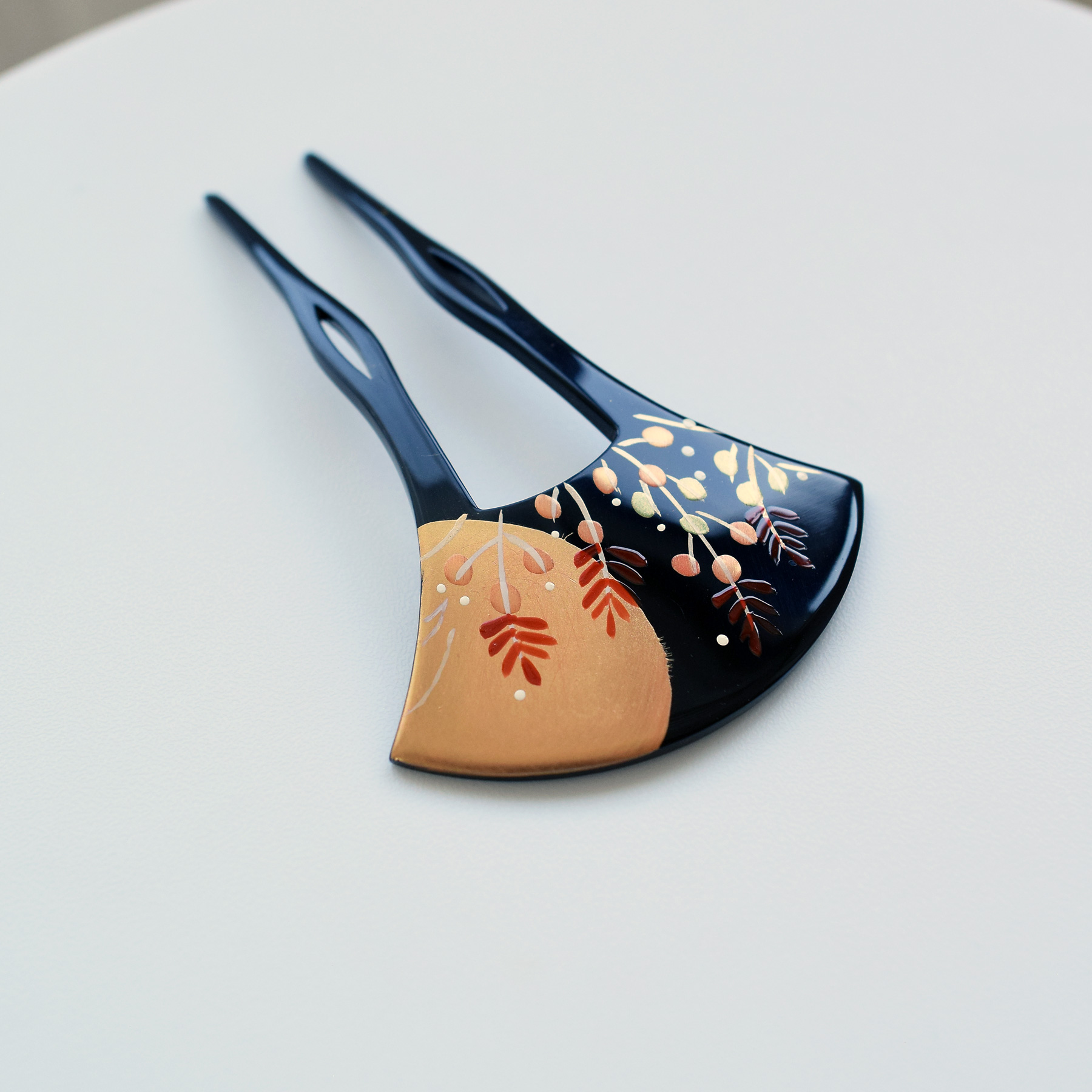 かんざし 日本製 月と萩 髪飾り 簪 蒔絵調 二本差し 髪留め バチ型 扇