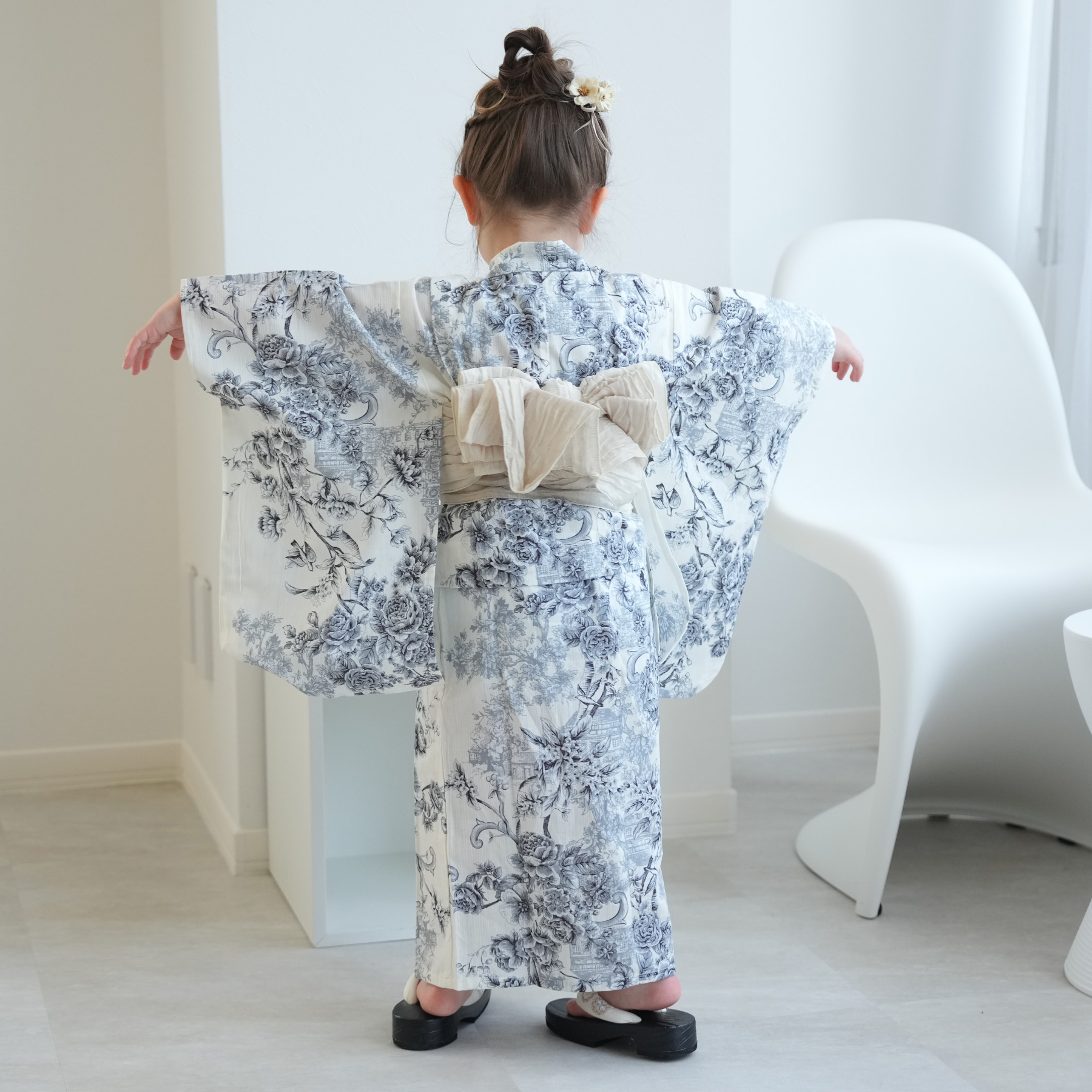 ✓新品【ローズのトワルドジュイ×アイボリー】 ニコアンティーク