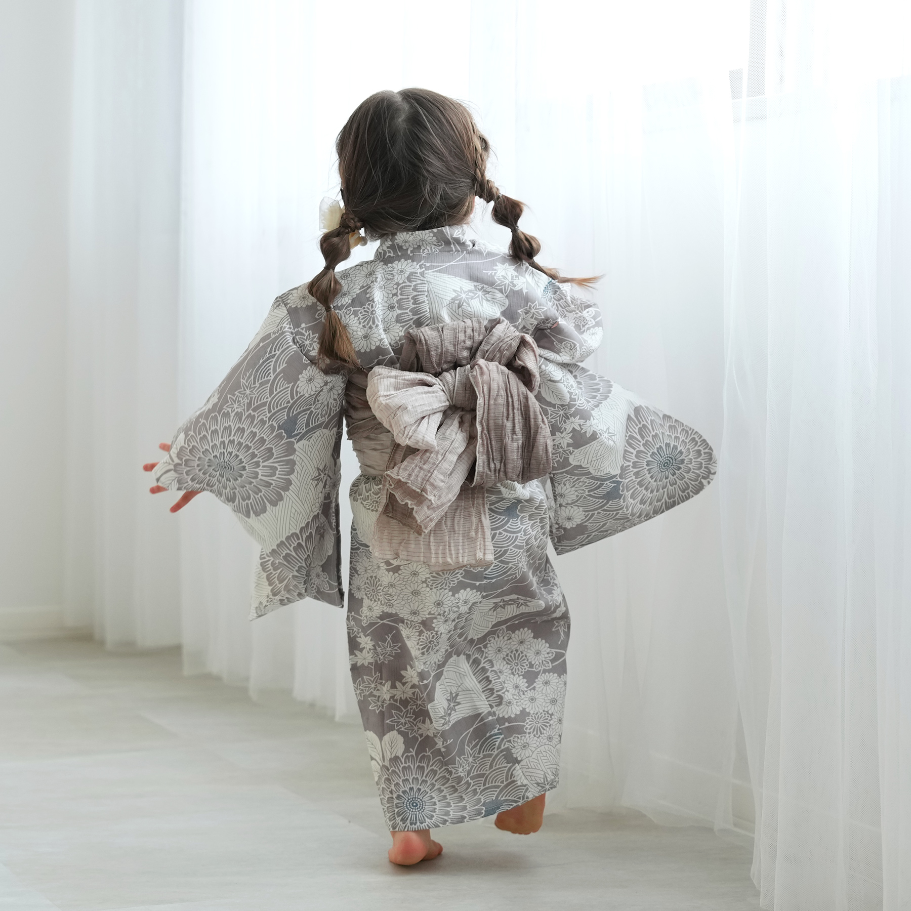 ひよこ商店 高級変わり織 浴衣3点セット クリームに揺れるえんじの花 浴衣 子供 女の子 男の子 ひよこ商店 kids 高級変わり織 子供浴衣3点