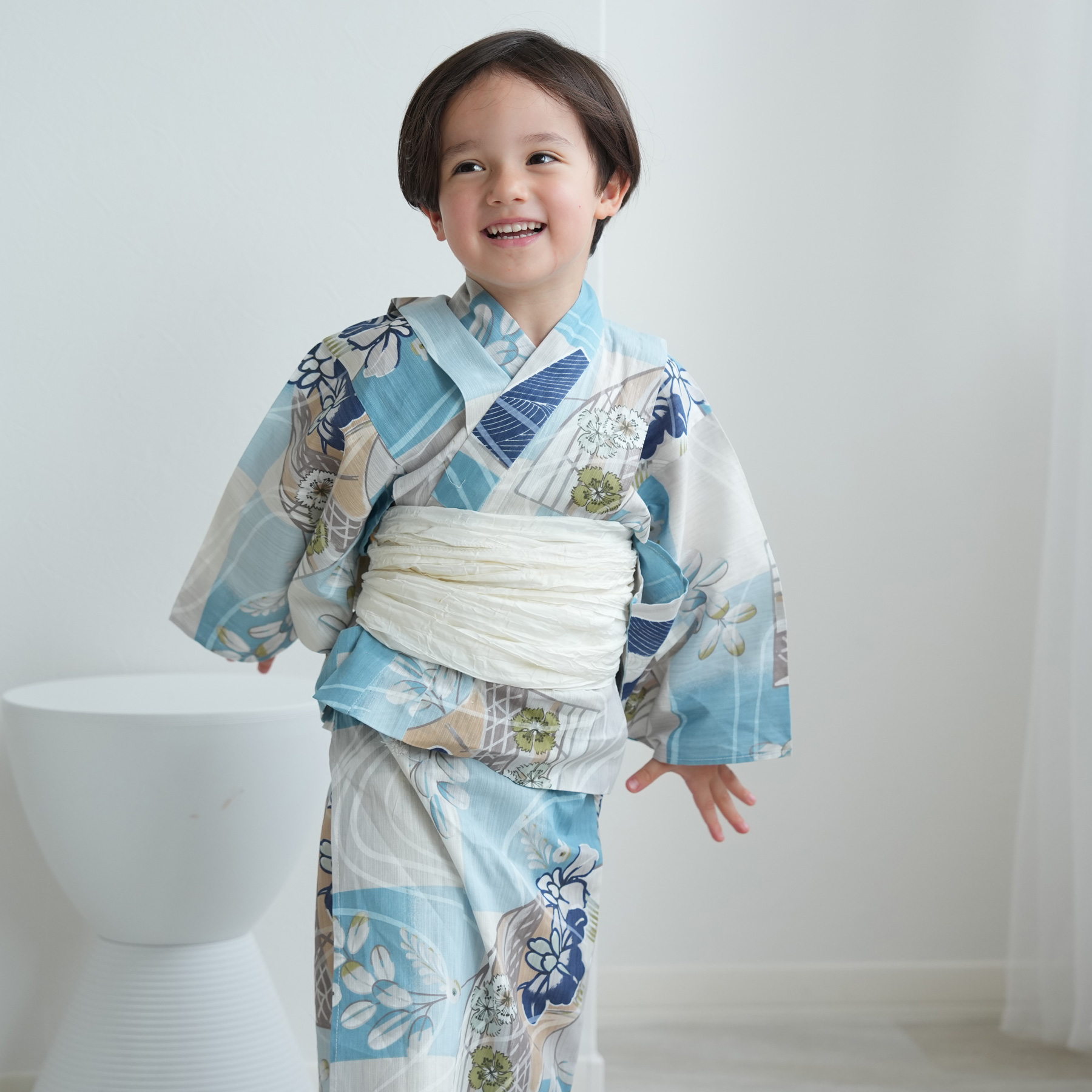 ★新品 浴衣と帯2点セット utatane 水色の市松に菖蒲 萩 撫子 ☆新品 浴衣と帯2点セット utatane 水色の市松に菖蒲 萩 撫子