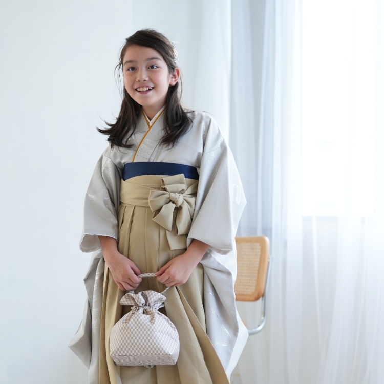 ハーフ成人式 袴 3点セット ひよこ商店 アイスグレー銀彩 10歳 1