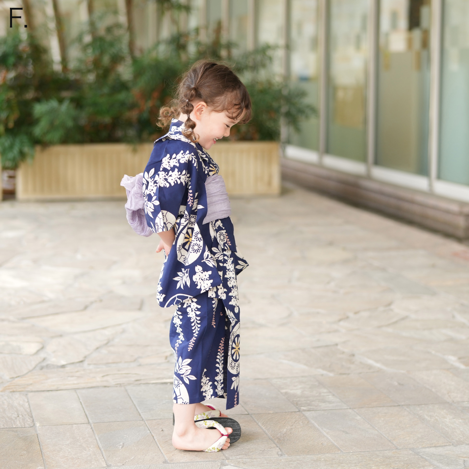 着用1回のみutatane kids 子供浴衣3点セット 男の子 藍色に古典乱菊 utatane 浴衣 子供 男の子 kids 高級変わり織 子供浴衣3点セット