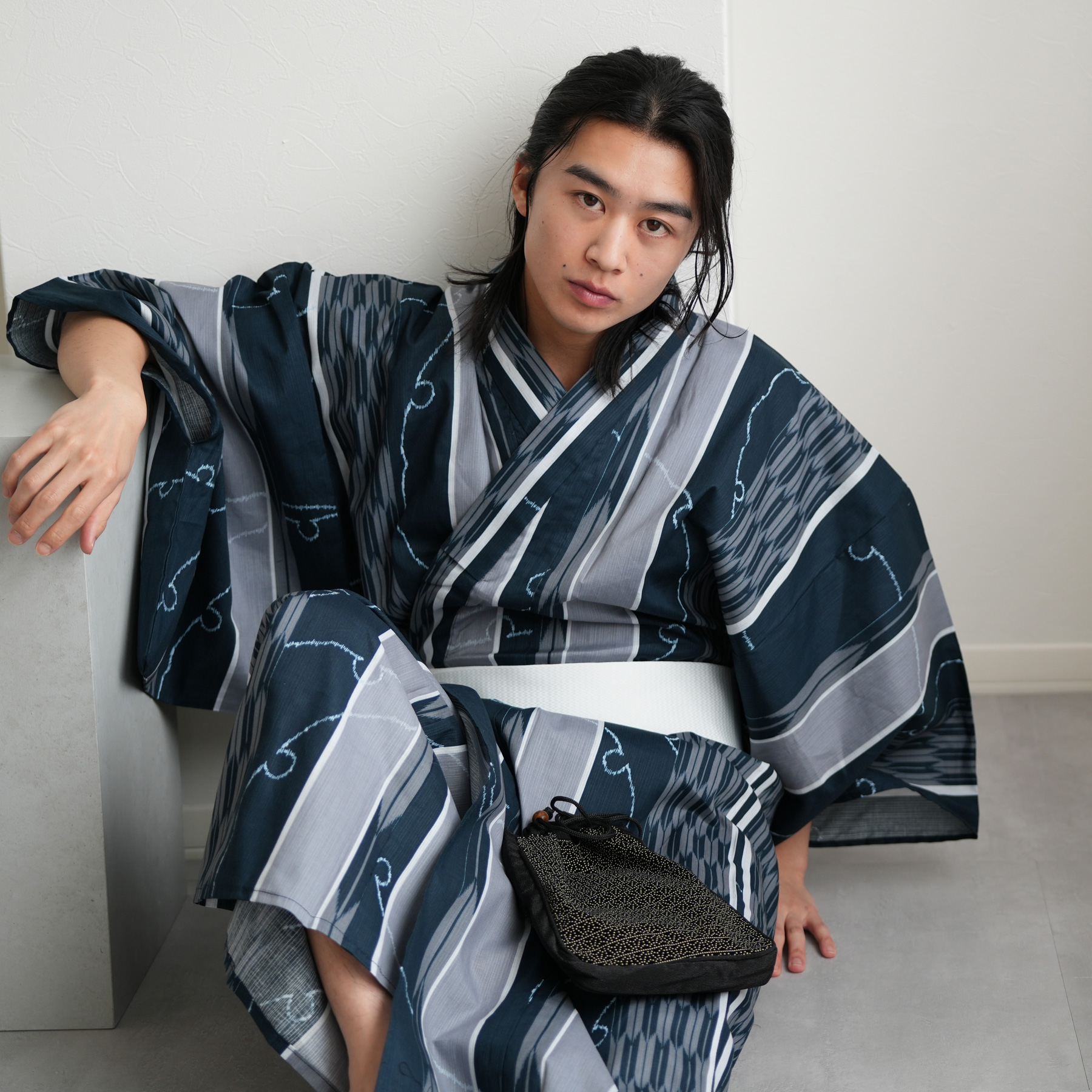 ゆかた　浴衣　黒×濃紺　変わり短冊　テッセン　身丈165裄68 ゆかた 浴衣 黒×濃紺 変わり短冊 テッセン 身丈165裄68 - メルカリ