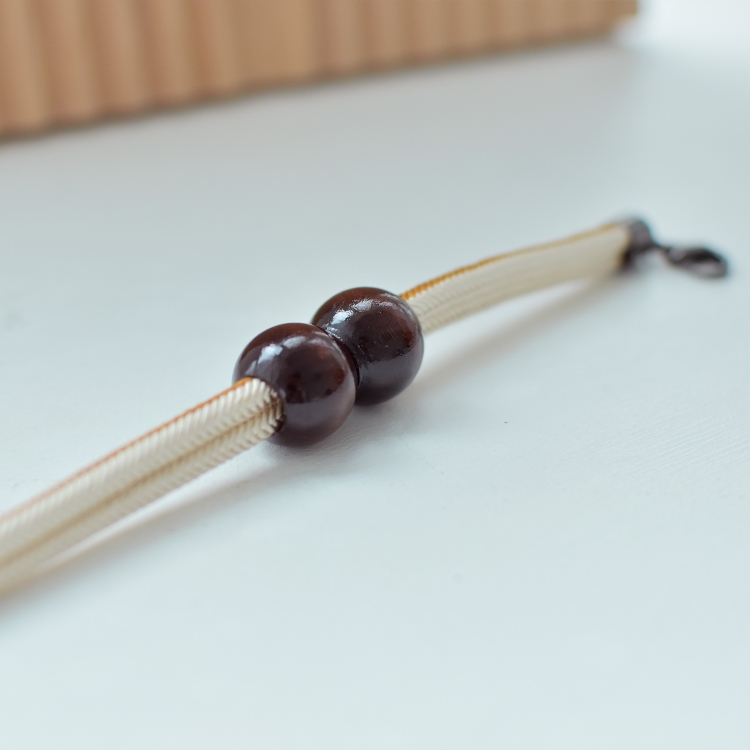 和小物 羽織紐 男性用 翆嵐工房 王冠 マグネット 絹100％ 茶色 正絹 男物 組紐 和装小物 新品 【キモノオフ野々市若松店】 羽織紐 男性 翠嵐工房 レトロ 和装小物 羽織ひも ツートン 茶色 赤 青