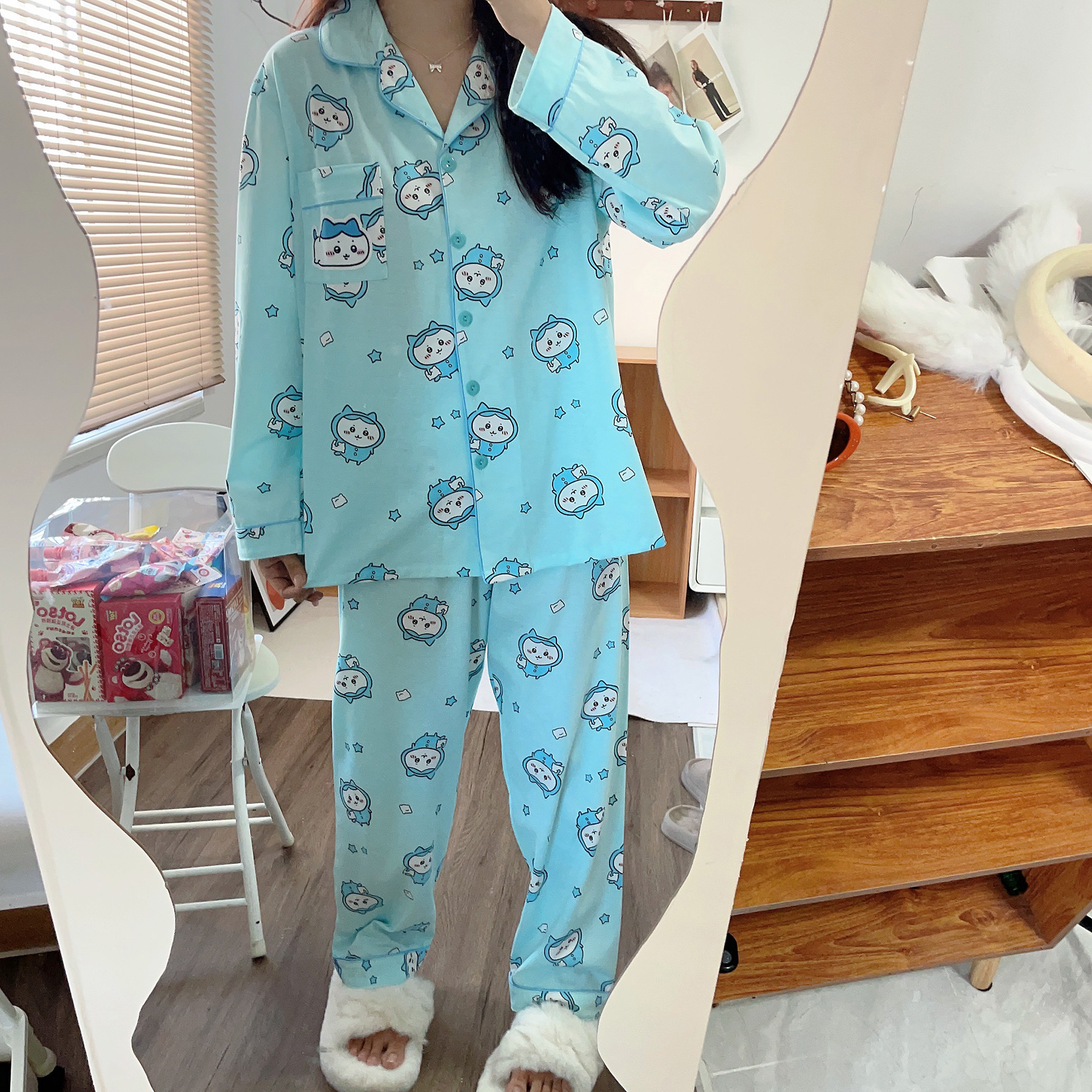 ちいかわ パジャマ 寝巻き 長袖 上下セット うさぎ モモンガ かわいい