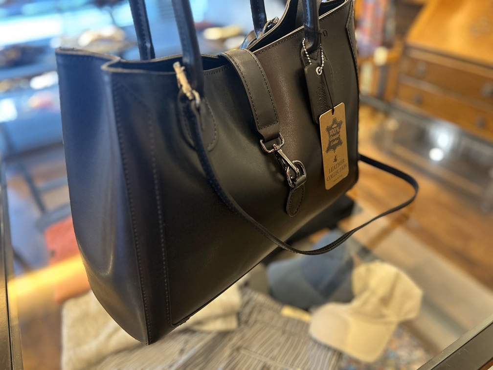 未使用【伊製★本革】PELLICCIA レザー トートバッグ 未使用【伊製☆本革】PELLICCIA レザー トートバッグ 未使用【伊製☆