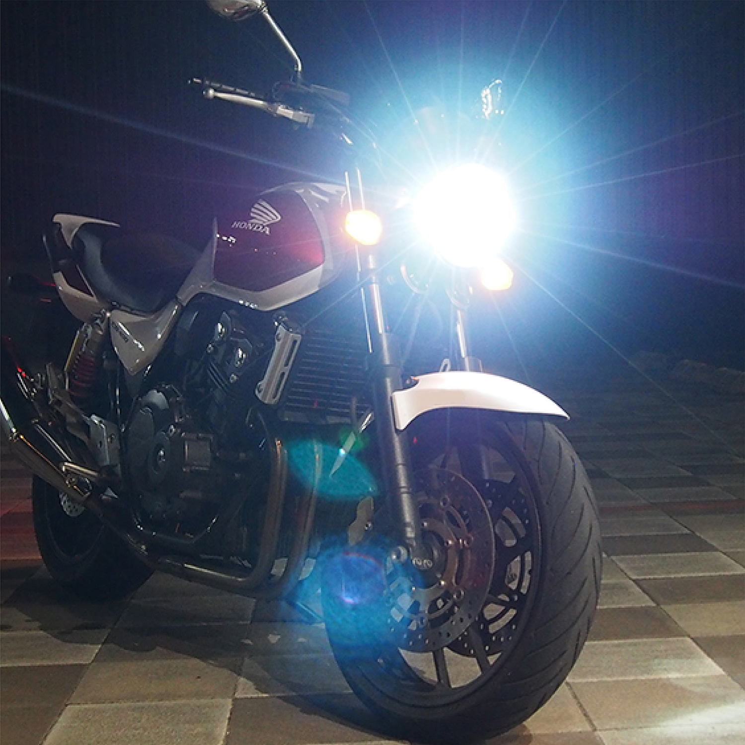 ヴァレンティ ヴァレンティモト ジュエルLEDヘッドバルブZX