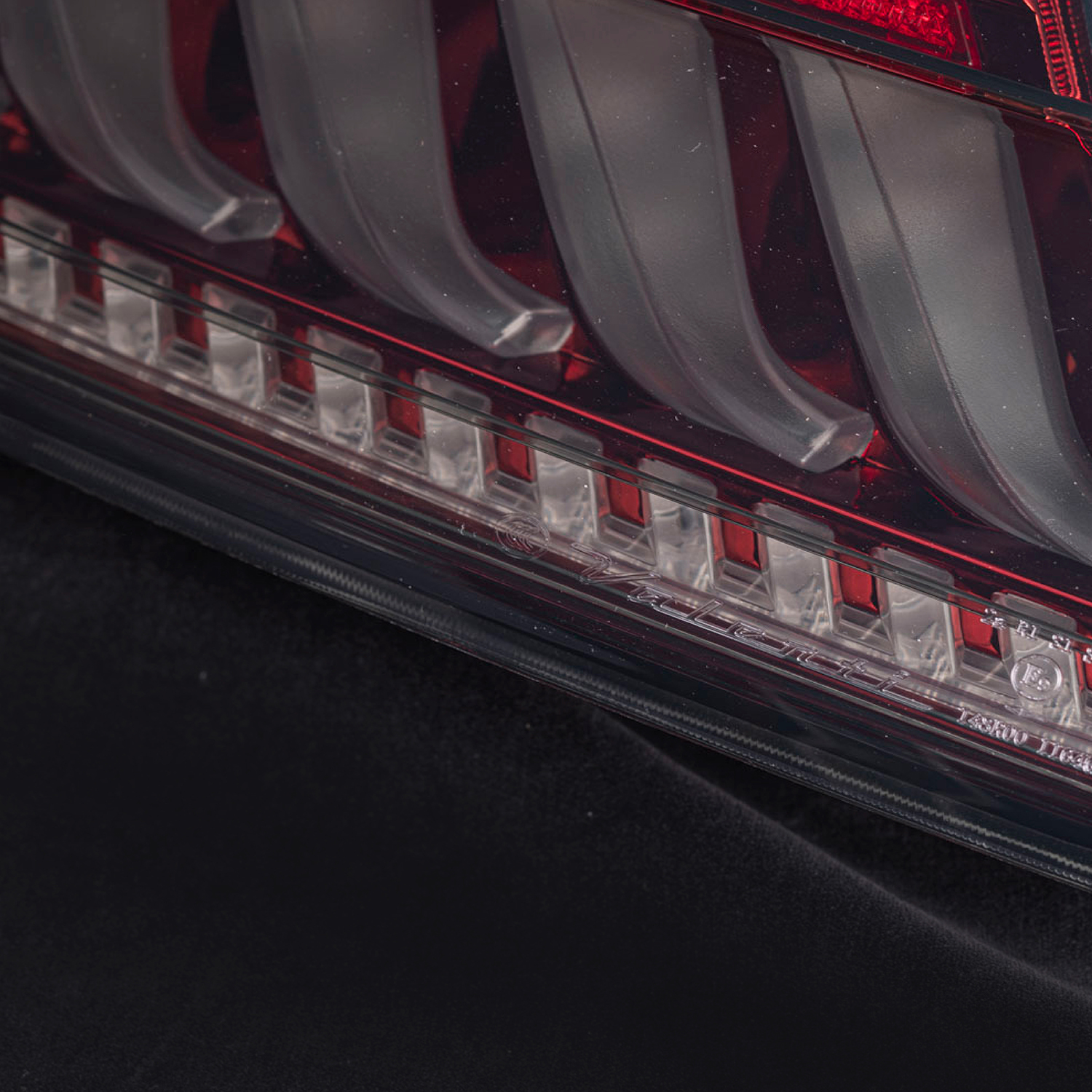トヨタGR86/TOYOTA/ZN8ハチロク純正USテールライト左右(ハーネス