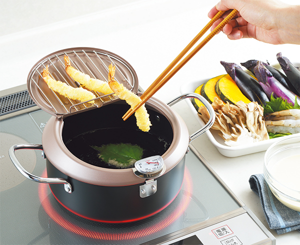 食彩亭 バット蓋付天ぷら鍋 20cm(TP-7)/温度計付き IH対応 ガスコンロ対応/ :osts3539:調理器具・便利雑貨のバリュー通販  通販 