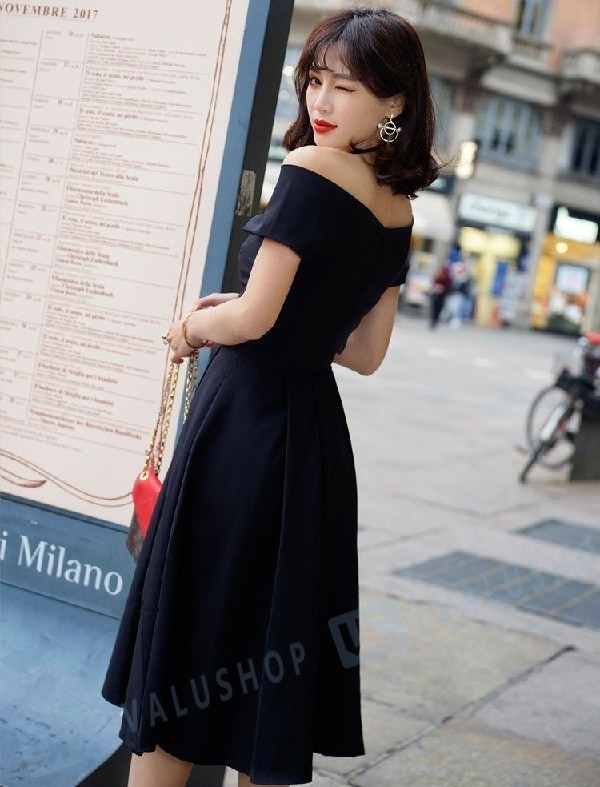 ワンピースドレス レディース 春夏 マキシワンピース 半袖ワンピース 肩だし 黒ドレス オシャレ ｖネック 結婚式ドレス 上品 セール特別価格 Aラインスカート 着痩せ 大人