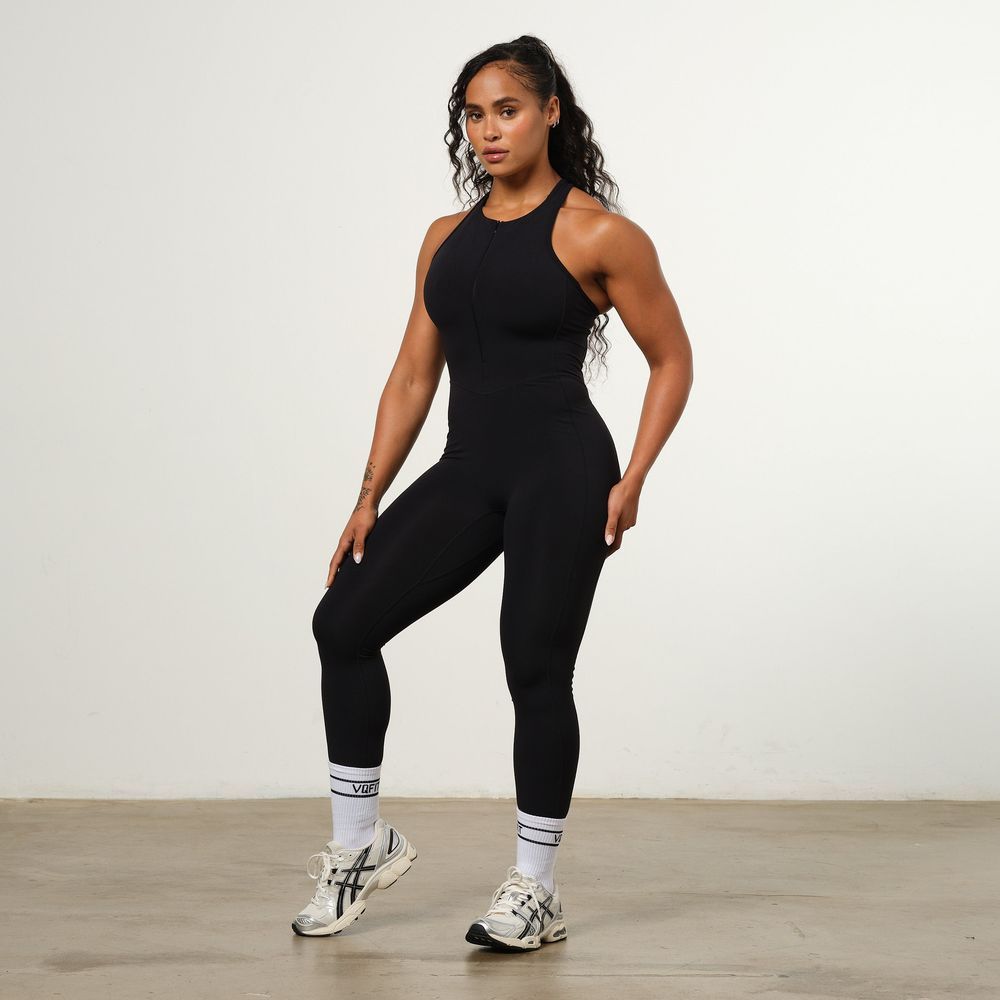 vanquish fitness（レディースファッション） | ファッション の