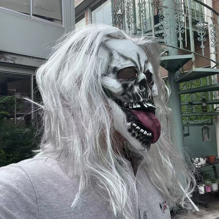 狂気の ドクロ マスク 骸骨 スカル 舌出し お面 ゾンビ ホラー お化け 殺人鬼 怖い 恐怖