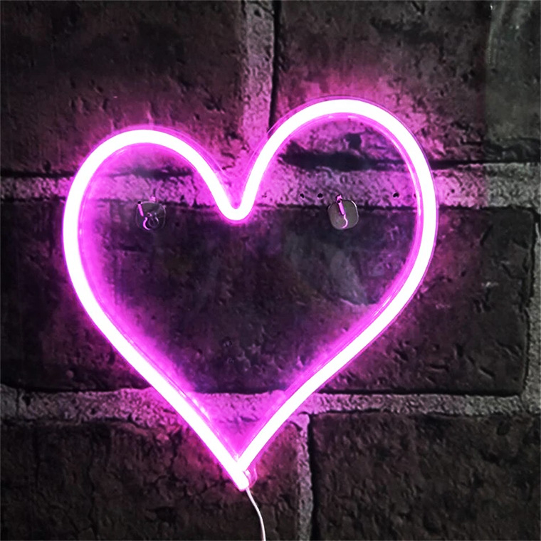 Love Heart ネオンサイン - 3段階調光可能 USB Love Neon Lights 壁用、子供の寝室、ウェディングパー Amazon.co.jp: Love Neon サイン - 寝室用ネオンサイン USBまたはバッテリーネオンライト 壁用 LEDネオンライト ネオン ウォールサイン 女の子向け Love Light up Sign クリスマスパーティー ウェディング 子供部屋またはリビングルーム用 ピンク:  ホーム＆キッチン