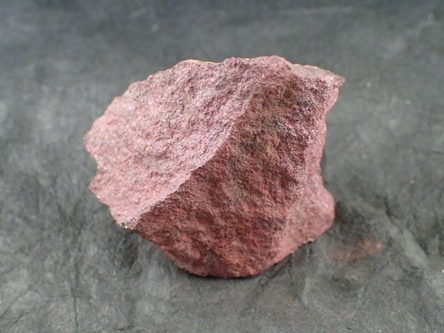 最高品質辰砂(Cinnabar) Almaden, Ciudad Real, Spain 産