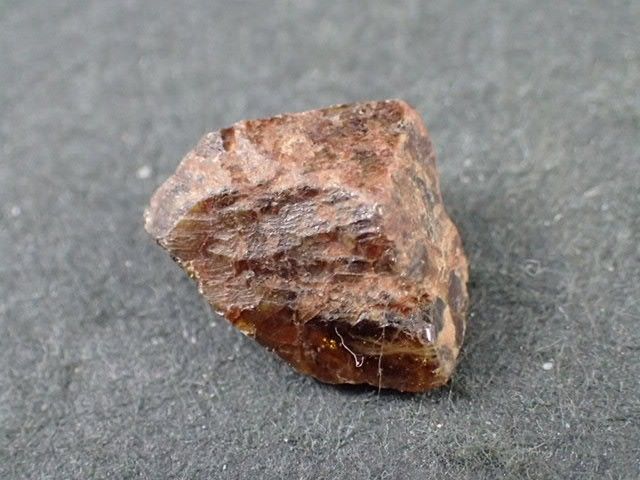 最高品質モナズ石(Monazite) Ambolotara, Betafo, Vakinankarstra 