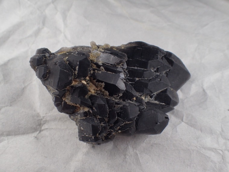 最高品質天然モリオン黒水晶(Morion Quartz) 中国山東省日照市五連県