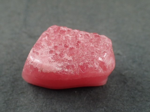 最高品質インカローズ原石(Rhodochrosite) アルゼンチン 産 寸法