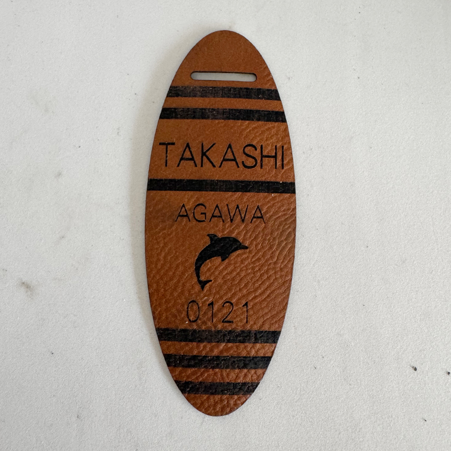 ゴルフ ネームプレート タグ 刻印 高級 即日 名札 耐水 革 アクリル 高級 目立つ ベルト付き キャディーバッグ 10書体 15カラー レーザー彫刻 かっこいい |  | 08