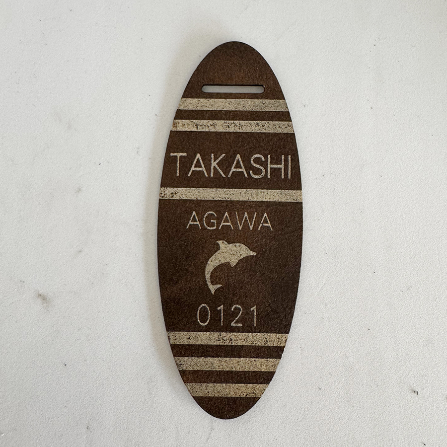 ゴルフ ネームプレート タグ 刻印 高級 即日 名札 耐水 革 アクリル 高級 目立つ ベルト付き キャディーバッグ 10書体 15カラー レーザー彫刻 かっこいい |  | 07