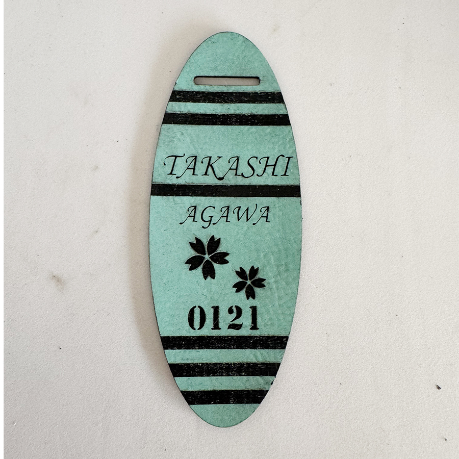 ゴルフ ネームプレート タグ 刻印 高級 即日 名札 耐水 革 アクリル 高級 目立つ ベルト付き キャディーバッグ 10書体 15カラー レーザー彫刻 かっこいい |  | 02