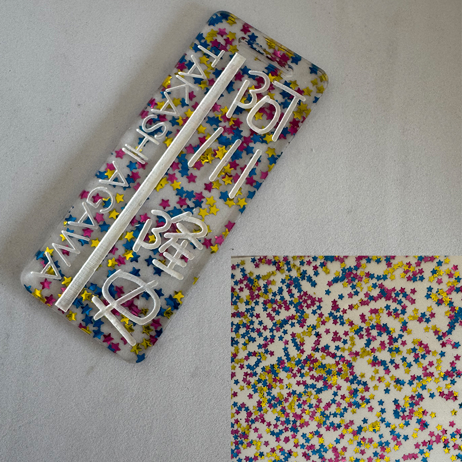 ゴルフ ネームプレート タグ 刻印 即日 名札 目立つ 柄ラメ ハート 星 当店限定 アクリル キャディーバッグ グリッター 10書体 10カラー レーザー彫刻 高級 |  | 07