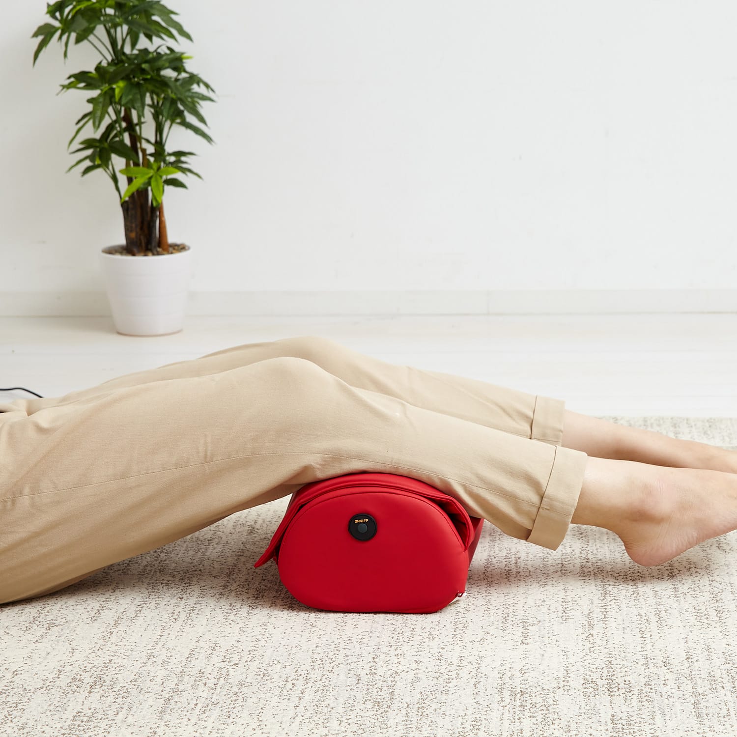 マッサージ器 マッサージ マッサージャー 足裏マッサージ 疲労回復 血行促進 健康 リラックス 振動 アタッチメント3種 肩 腰 脚 首 背中 腕 耐振動マット付き タイマー機能付き 強度設定 リモコン操作 専用収納箱付き もみほぐし マッサージ器 足裏マッサージ 足 マッサージ マッサージャー フット