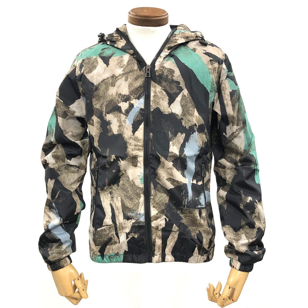 Herno フード付き　ウインドブレーカー グレー/イエロー Herno フード付き ウインドブレーカー グレー/イエロー - メルカリ