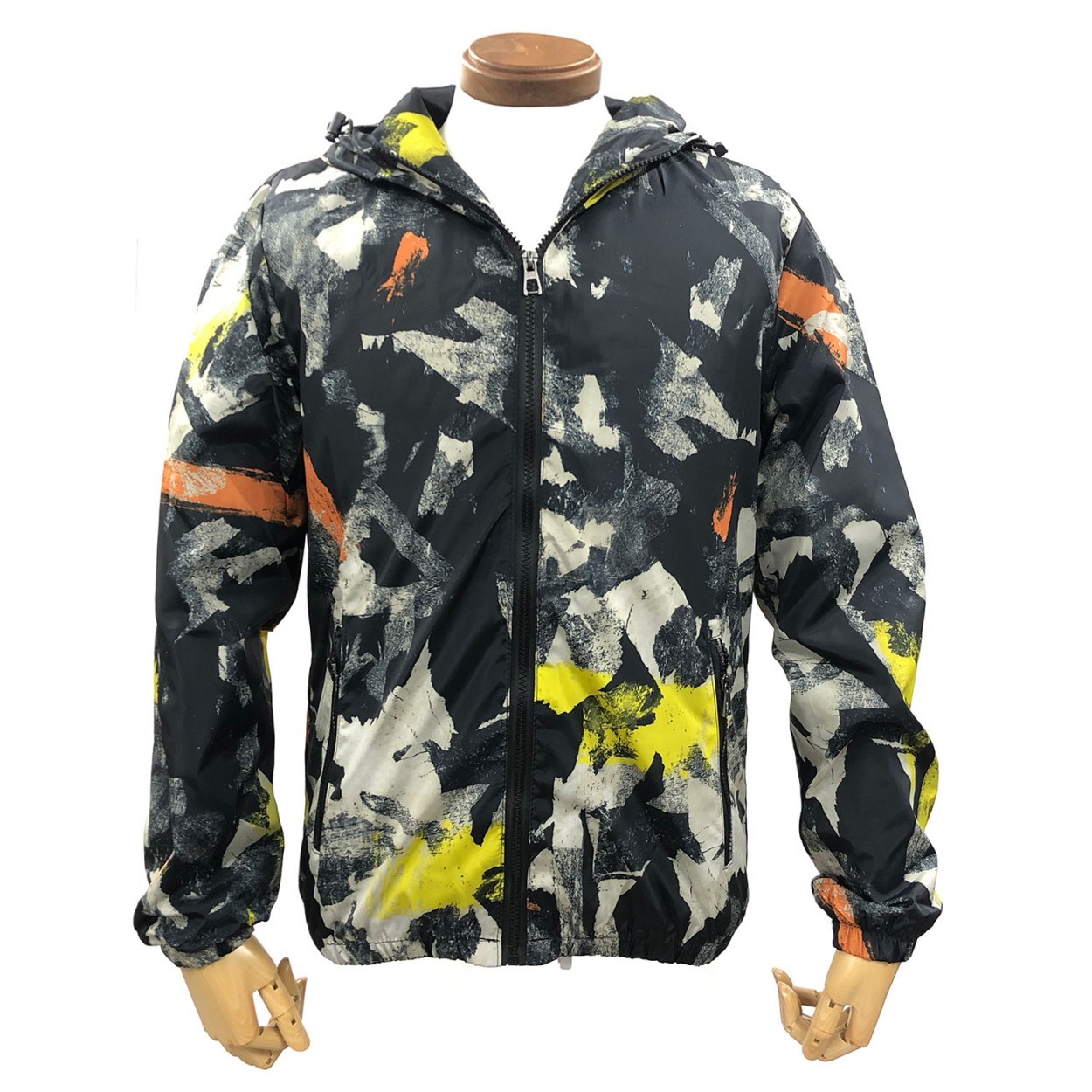 Herno フード付き　ウインドブレーカー グレー/イエロー Herno フード付き ウインドブレーカー グレー/イエロー - メルカリ