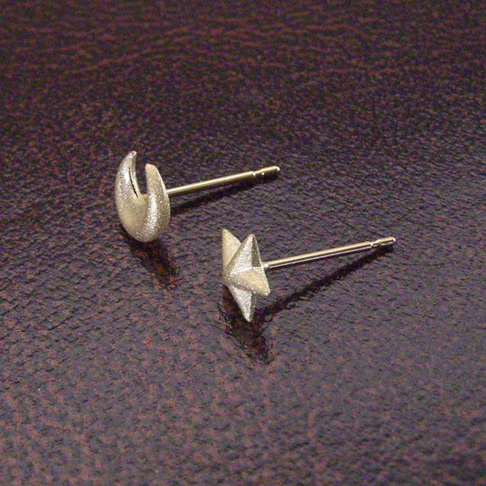 ヴィーナスジュエリー ピアス k18 18金 K18 アクセサリー 星 スター 月 